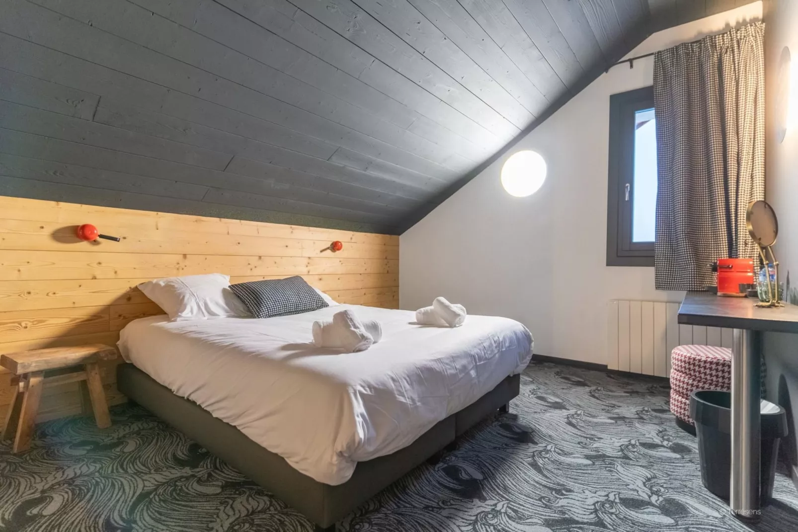 Le Cristal Lodge-RD2P-Bedroom