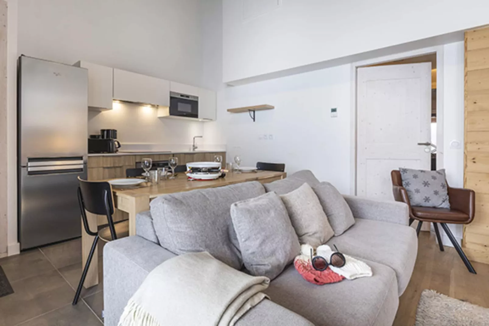 Le Hameau de barthelemy-A24S-Salon