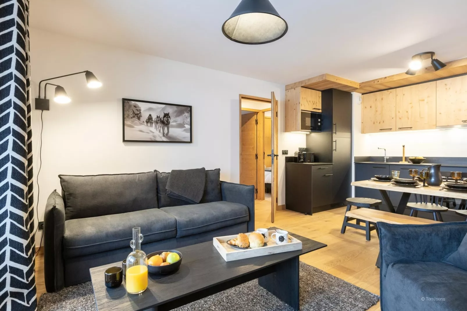 CHAPELLE DABONDANCE Le Flocon Blanc A38P-Living room