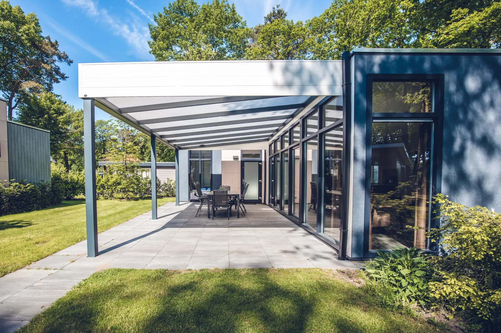Forest Villa | 2 - 6 people-Terrace balcony