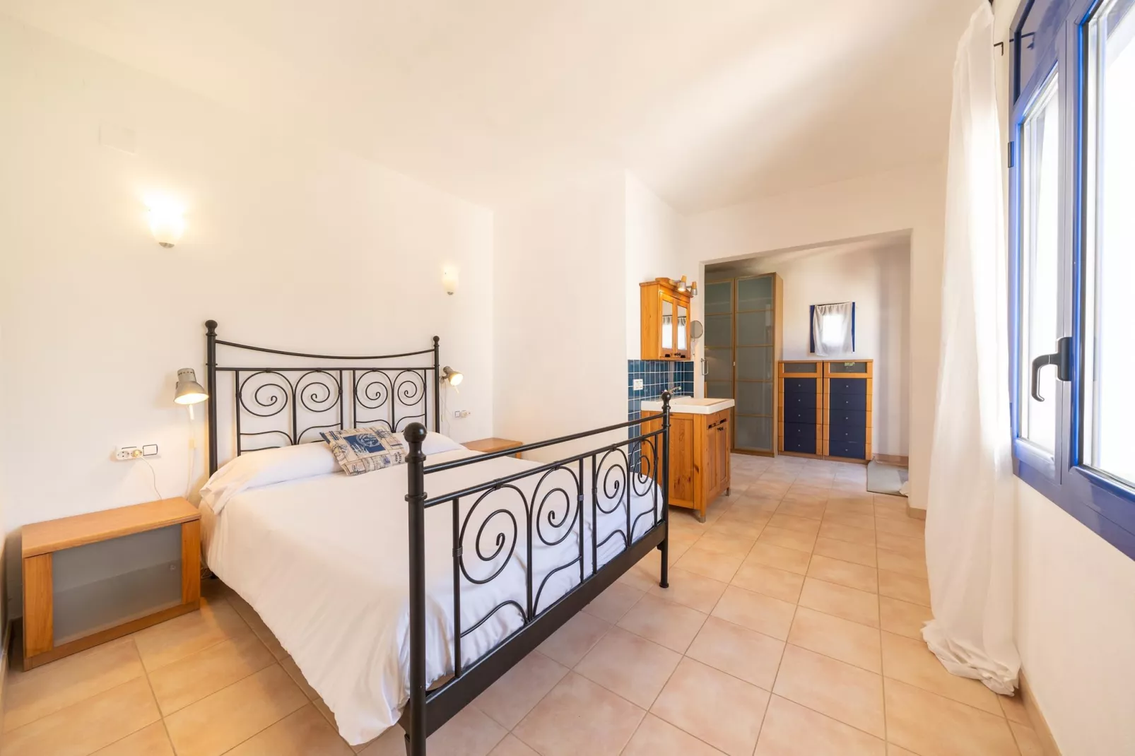 Sol-Bedroom