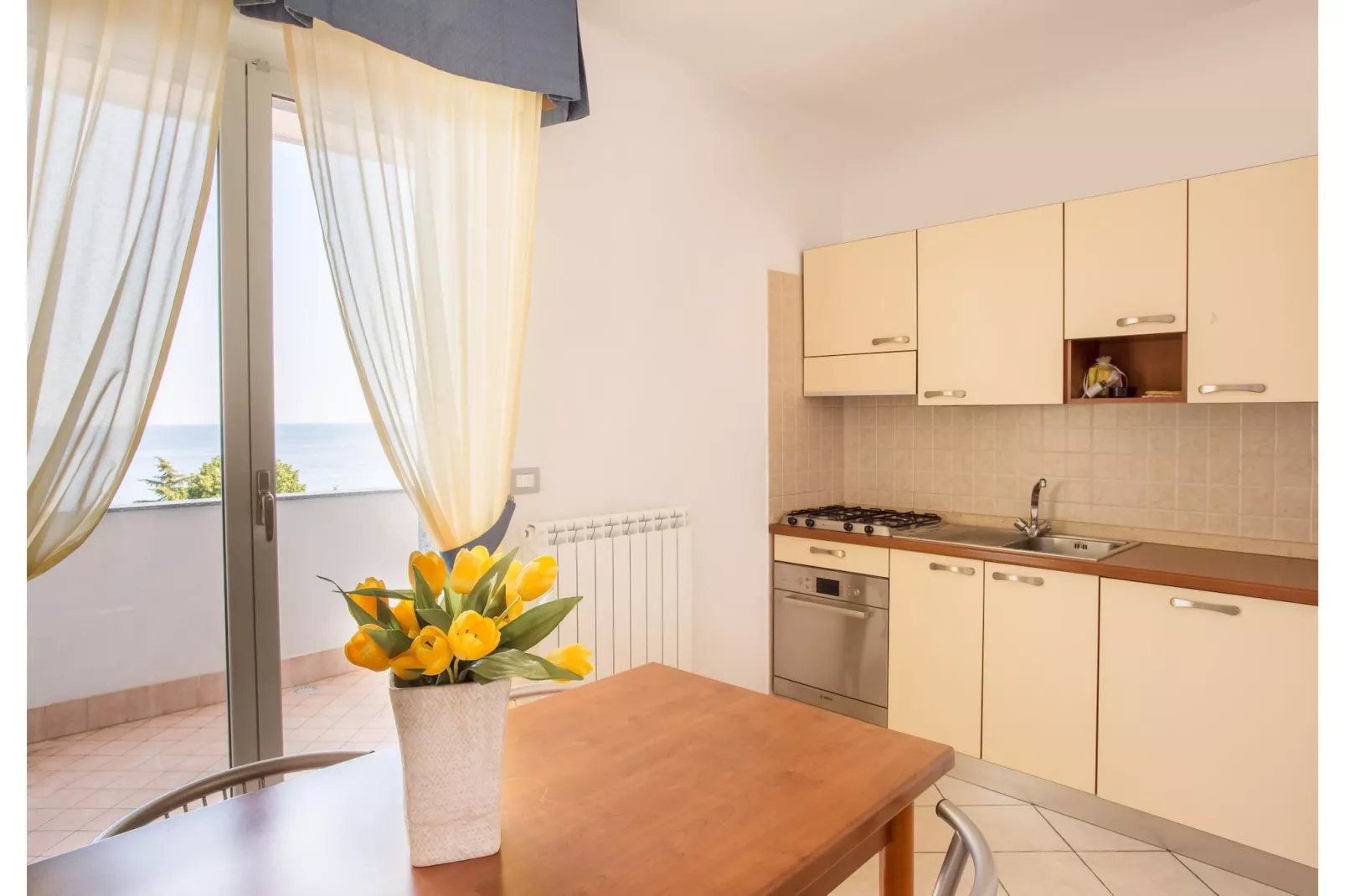 RESIDENCE SANT'ANNA TWO-ROOM APARTMENT 4 PAX B4-Kitchen