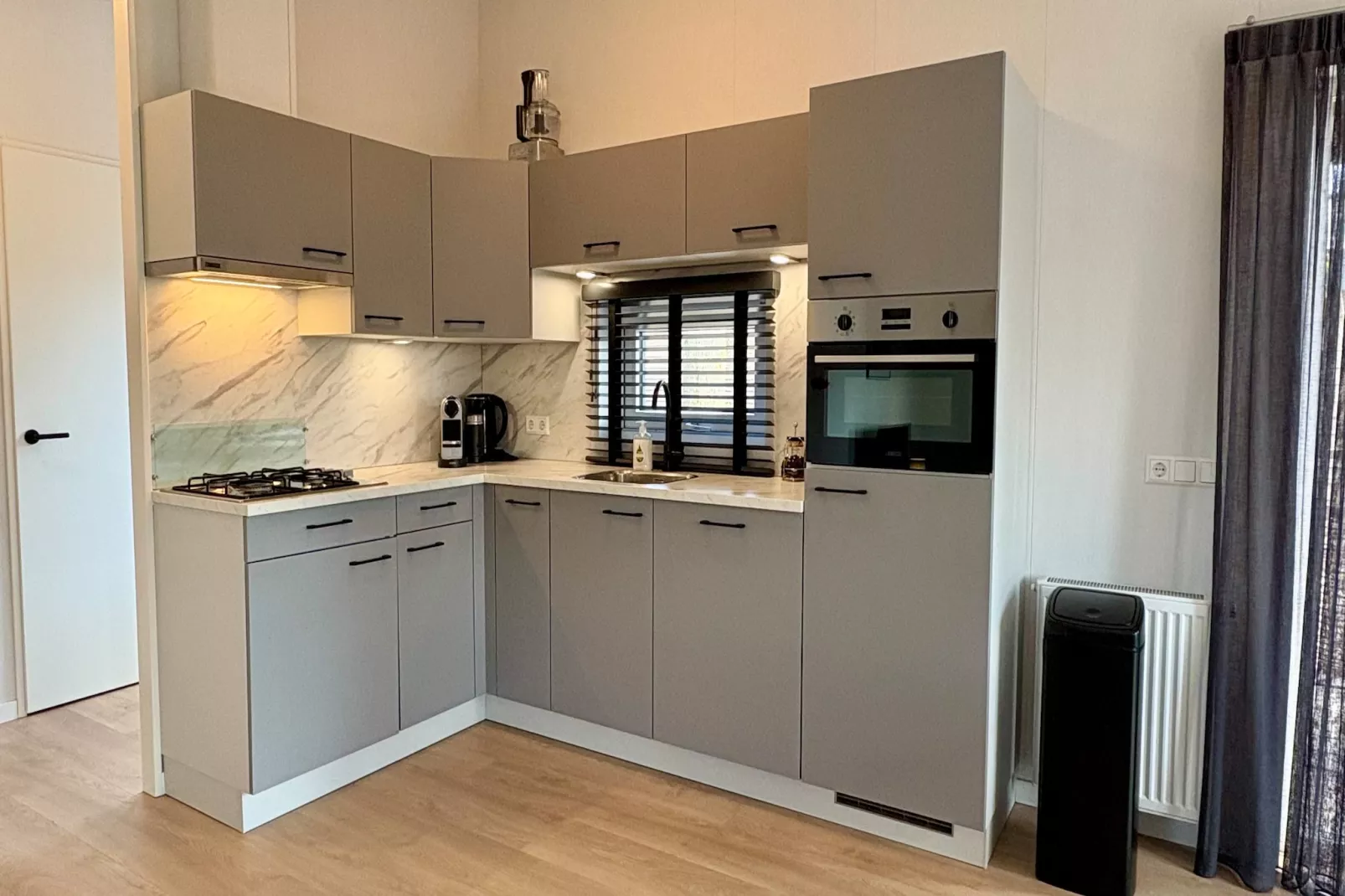 Campanula 227-Kitchen