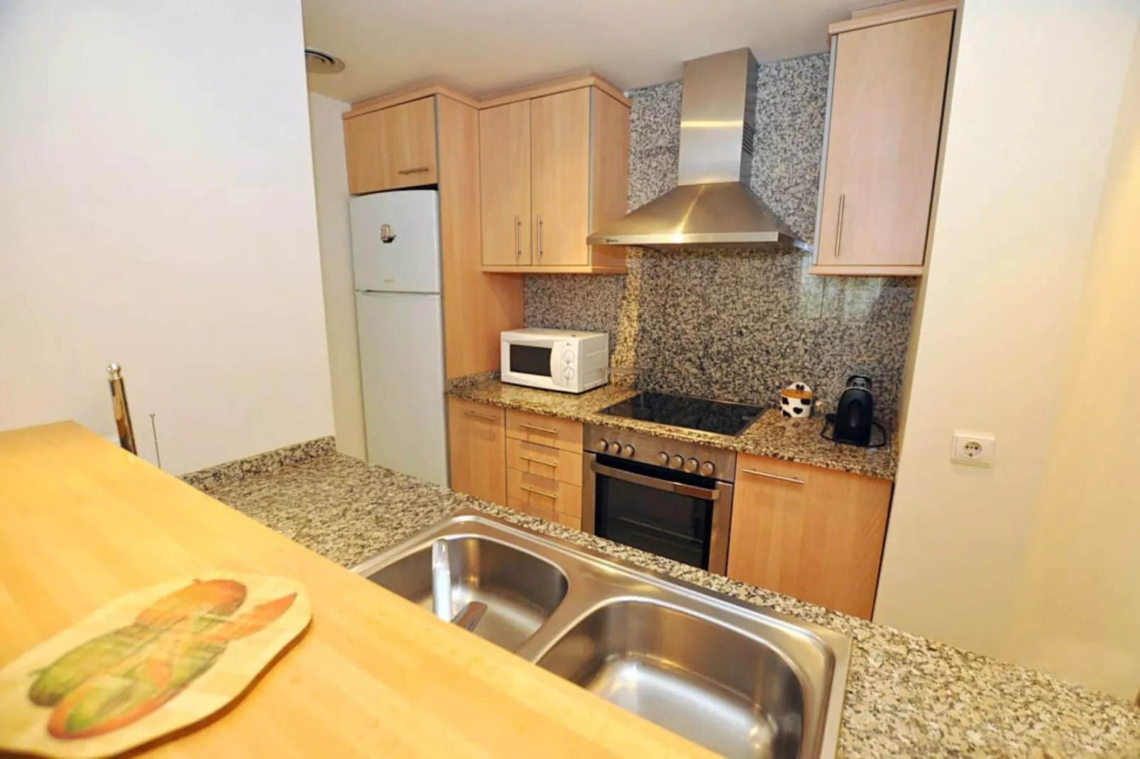 1006 MILENI 50m Playa-Cuisine