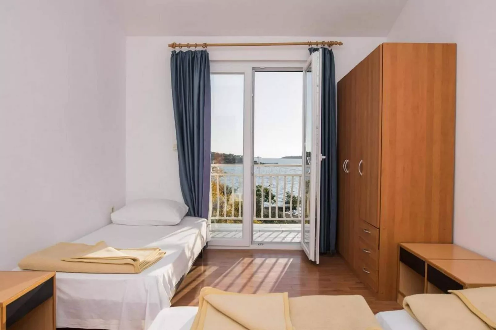Apartments Gaj Brodarica - A8-Bedroom