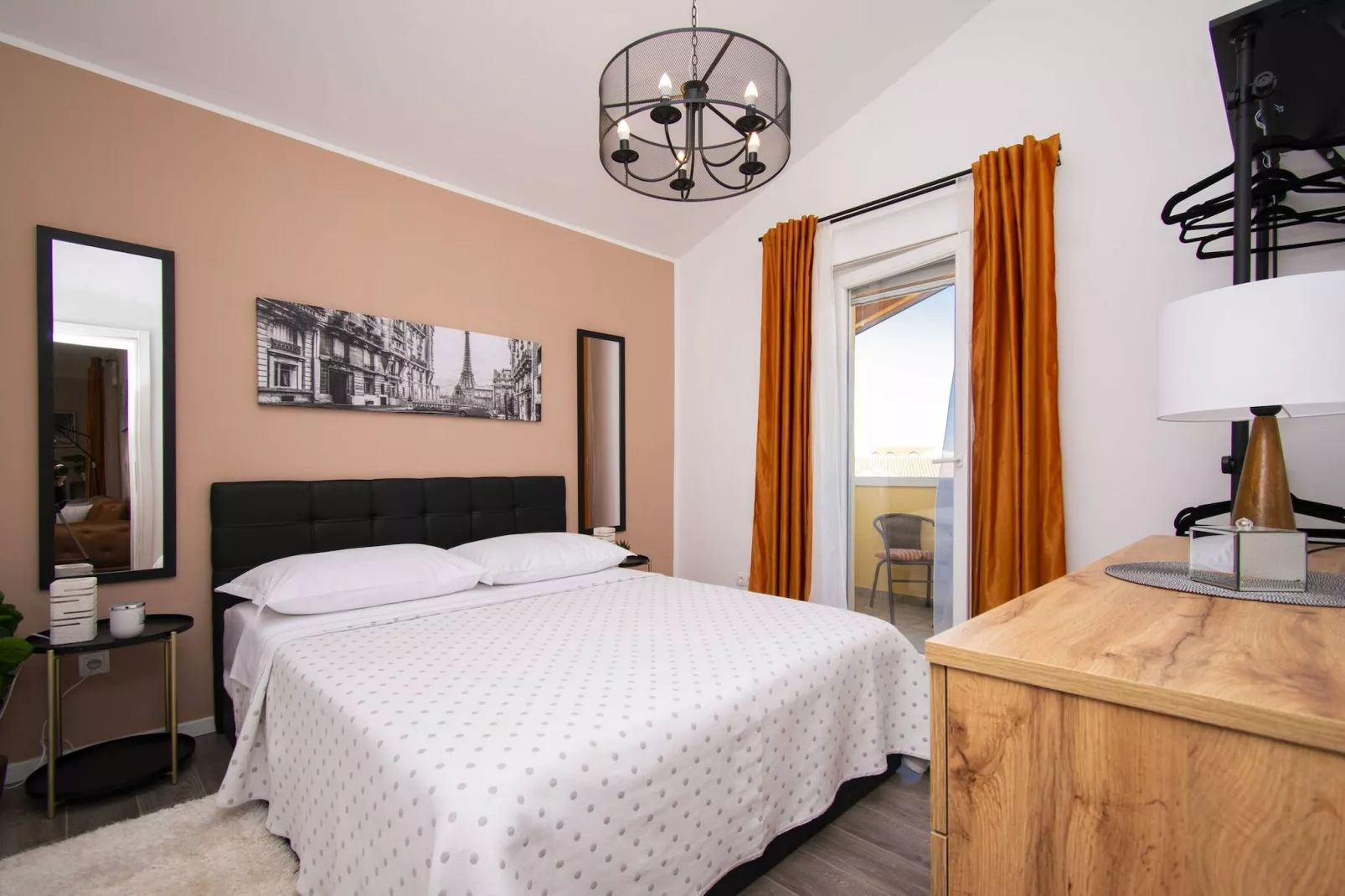 Garden Boutique Apartments - Diora-Schlafzimmer