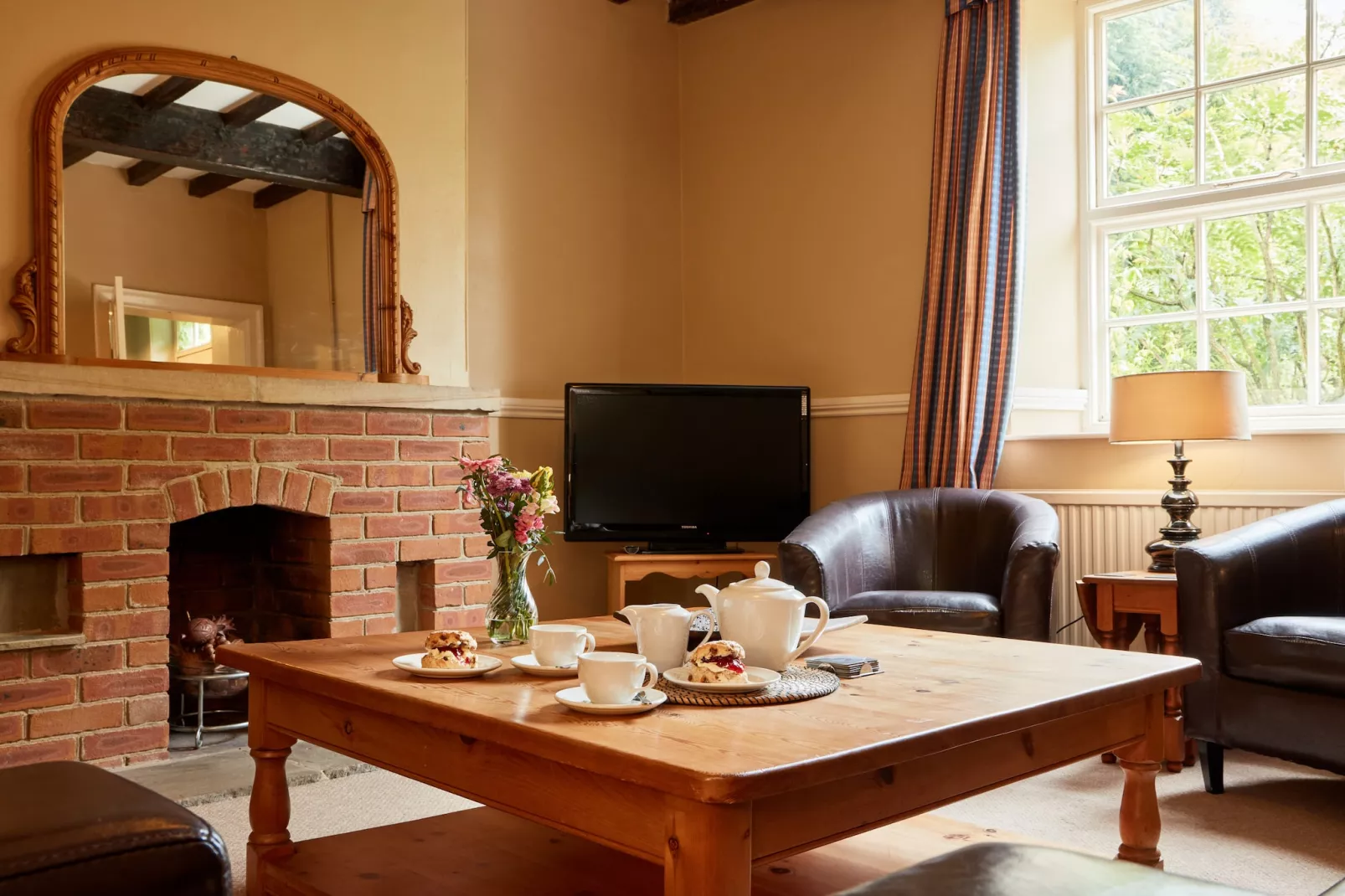 The Farmhouse-Living room