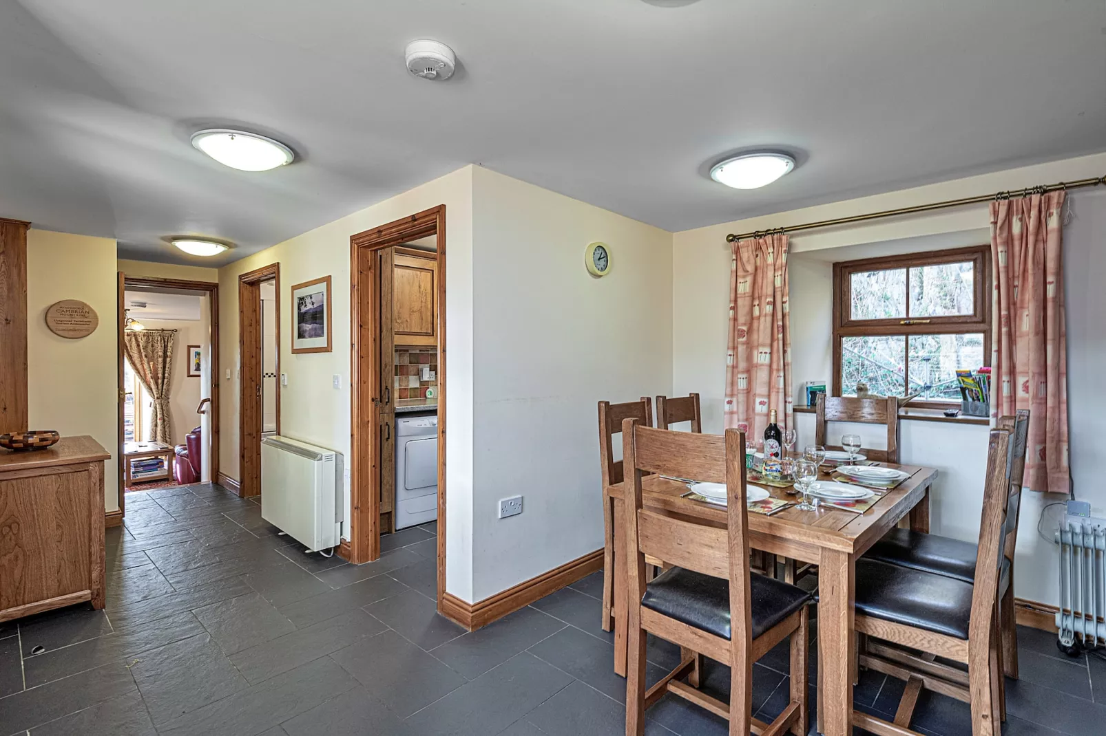 Helygen-Dining room