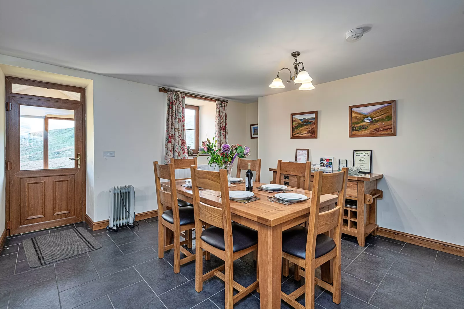 Llechwedd Mawr-Dining room