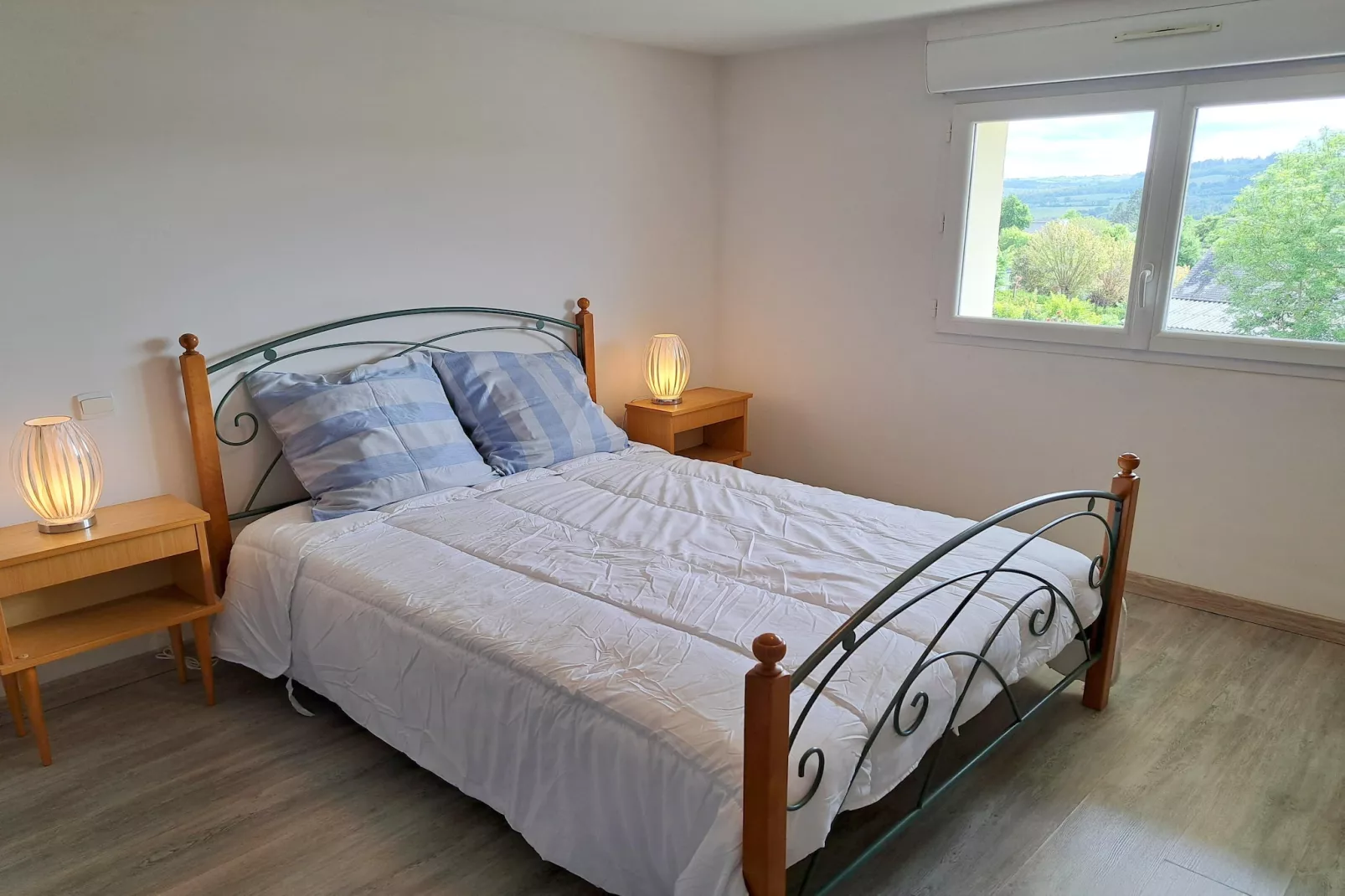 Maison de vacances Hanvec-Bedroom