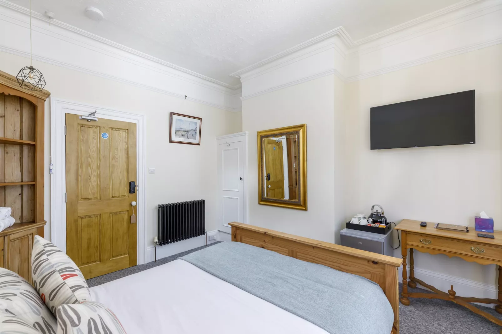 Pittodrie Guest House - Room 5-Bedroom