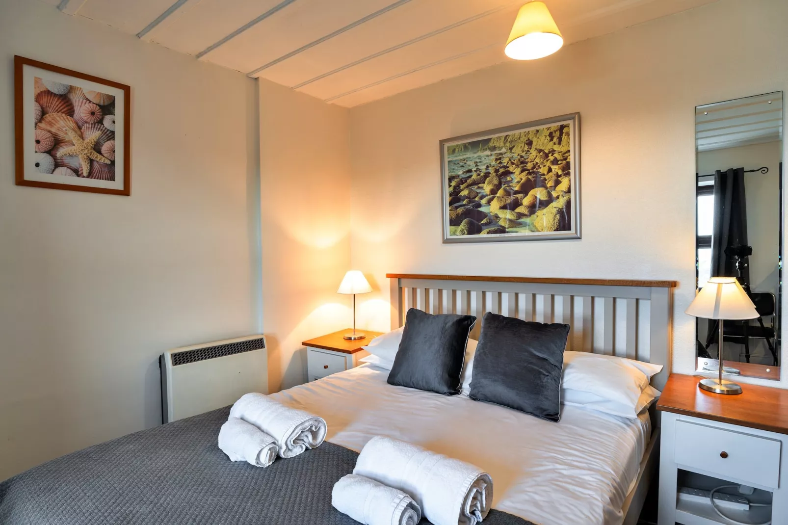 Longships-Bedroom
