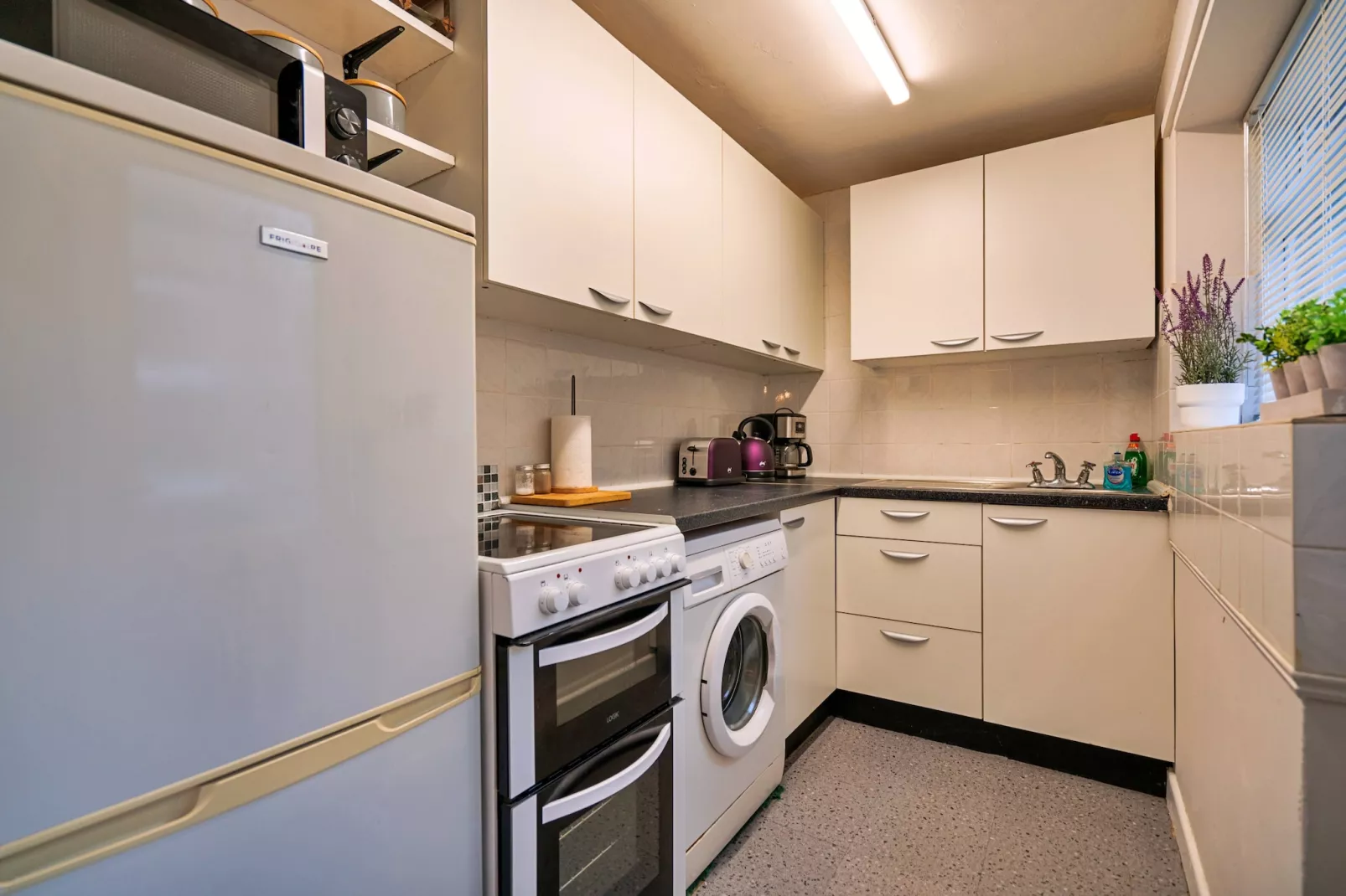 Stonelea-Kitchen