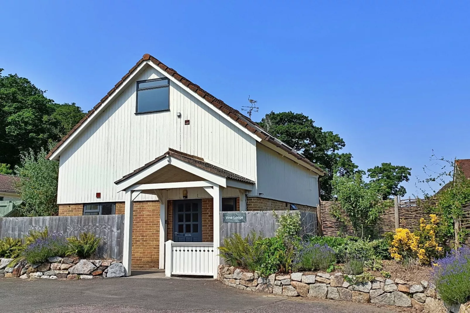 Little Dunley - Vine Lodge-Outdoor