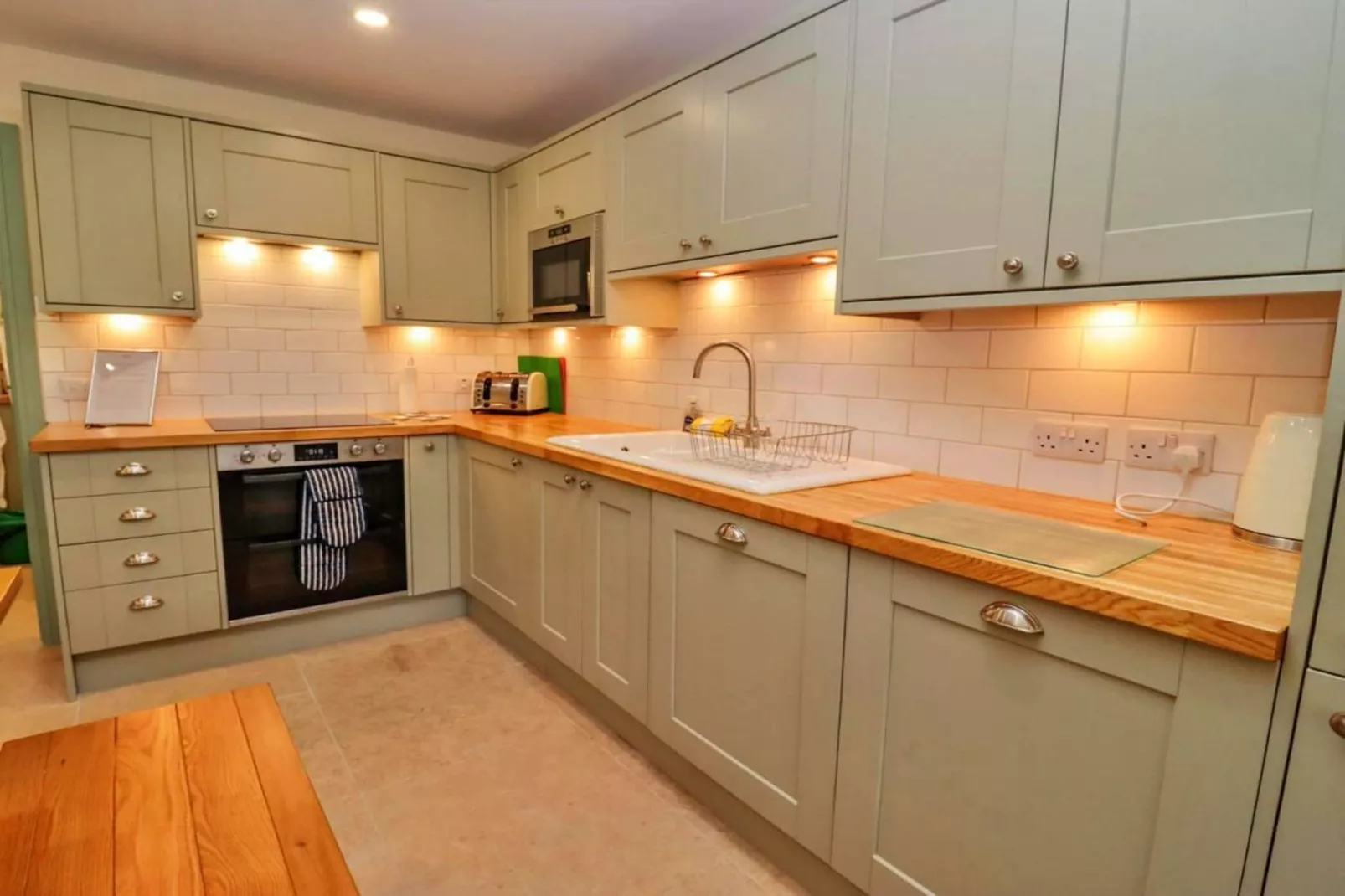 Little Rissington - Barn Two-Kitchen