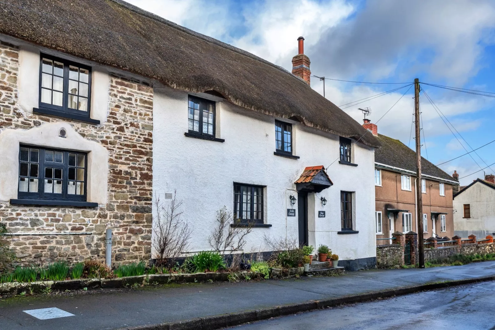 Hope Thatch-Outdoor