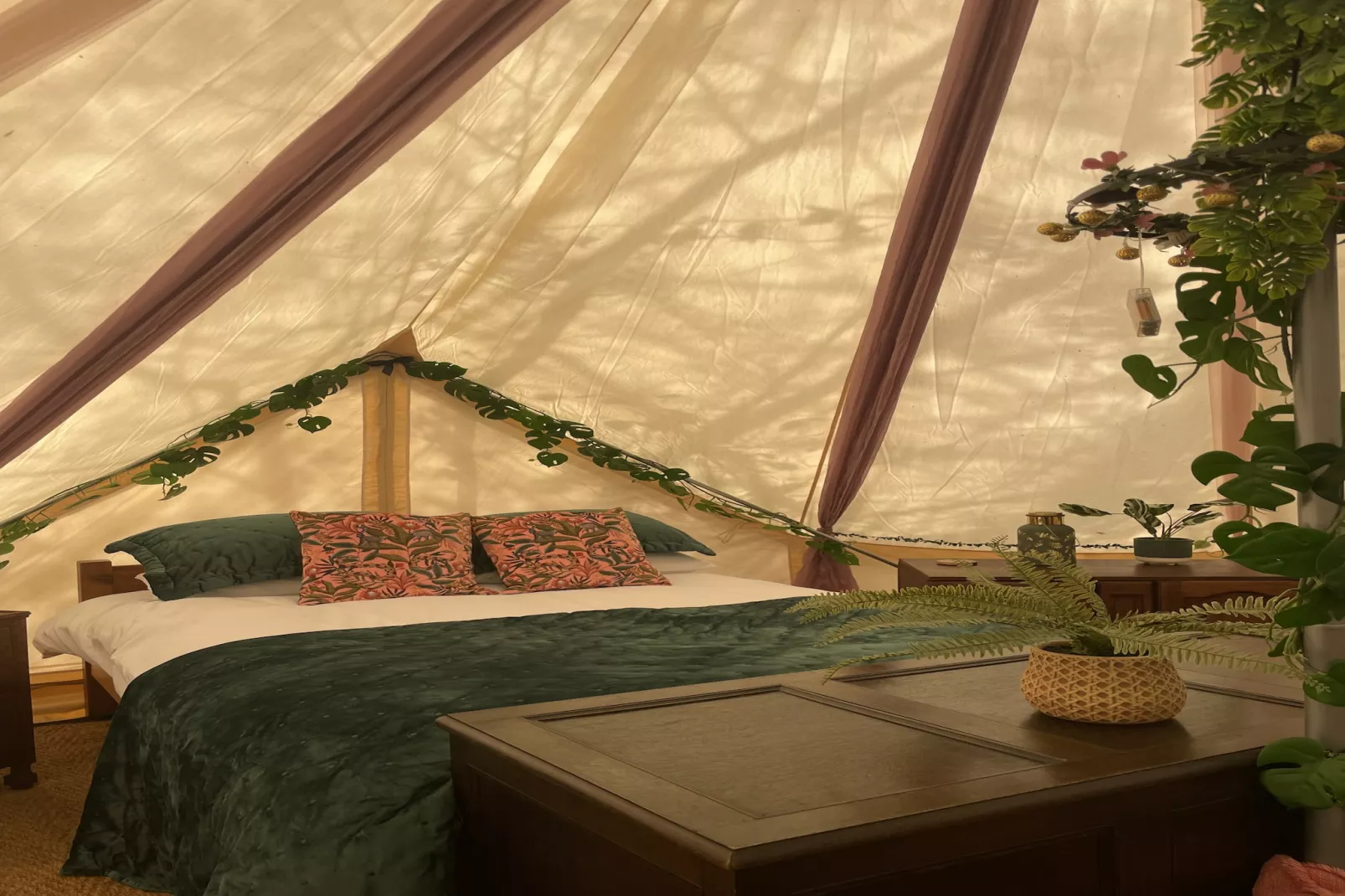 Jungle Bell Tent-Bedroom