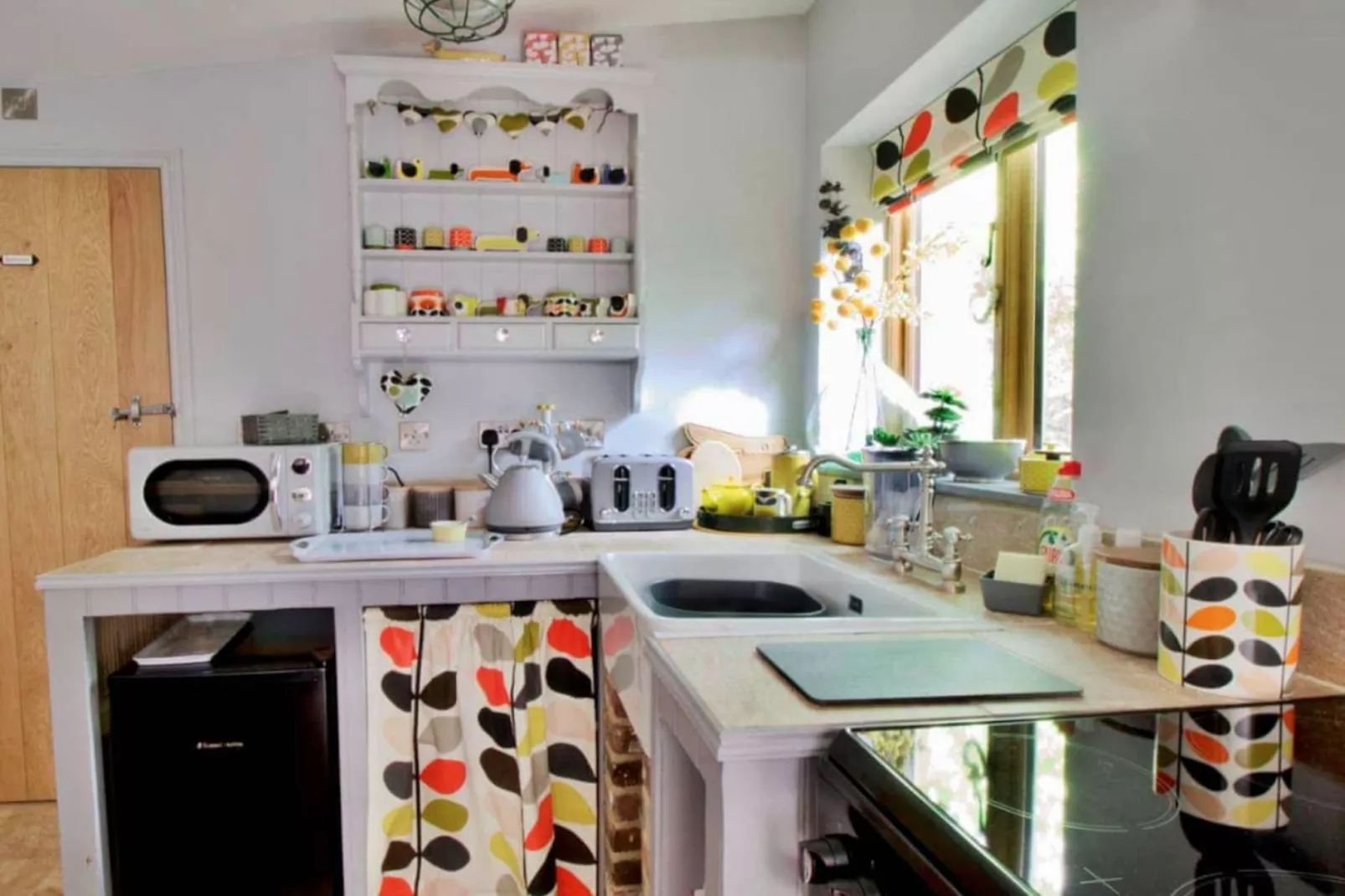 Hilltop Stable-Kitchen