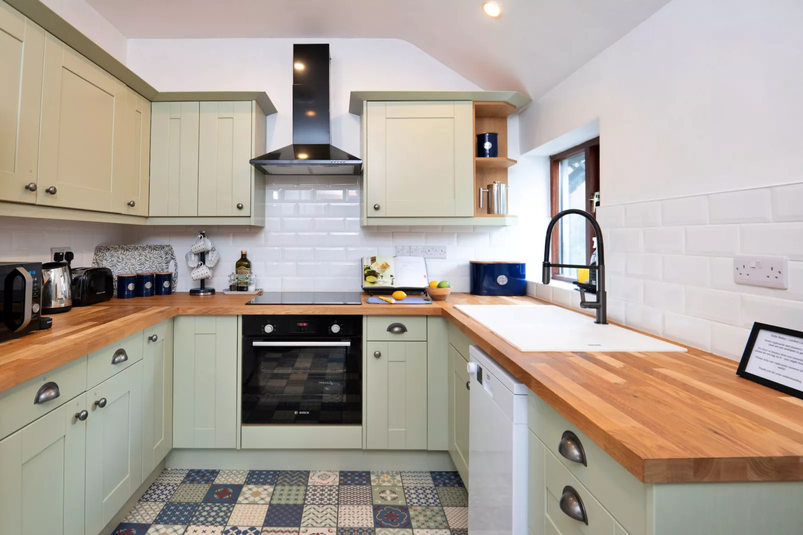 Capel Hebron-Kitchen
