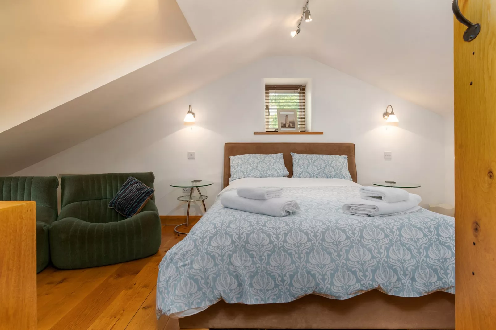 The Cottage-Bedroom