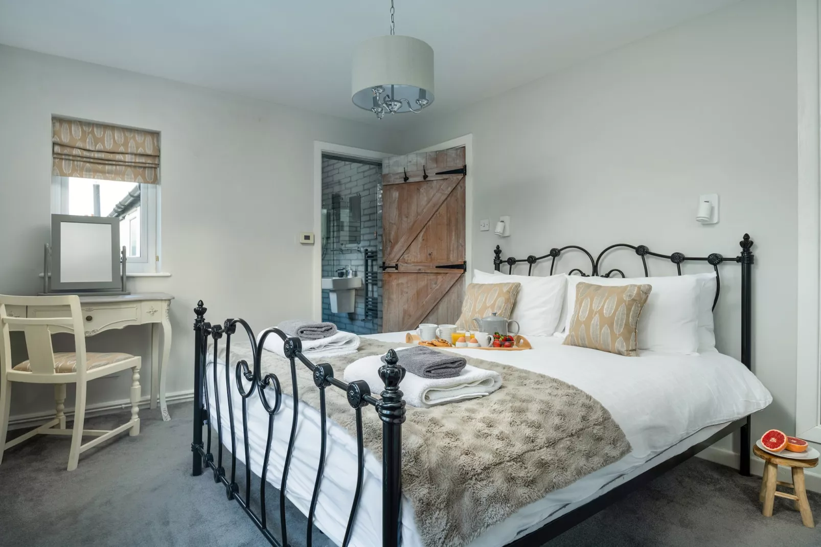 Esmor Cottage-Bedroom