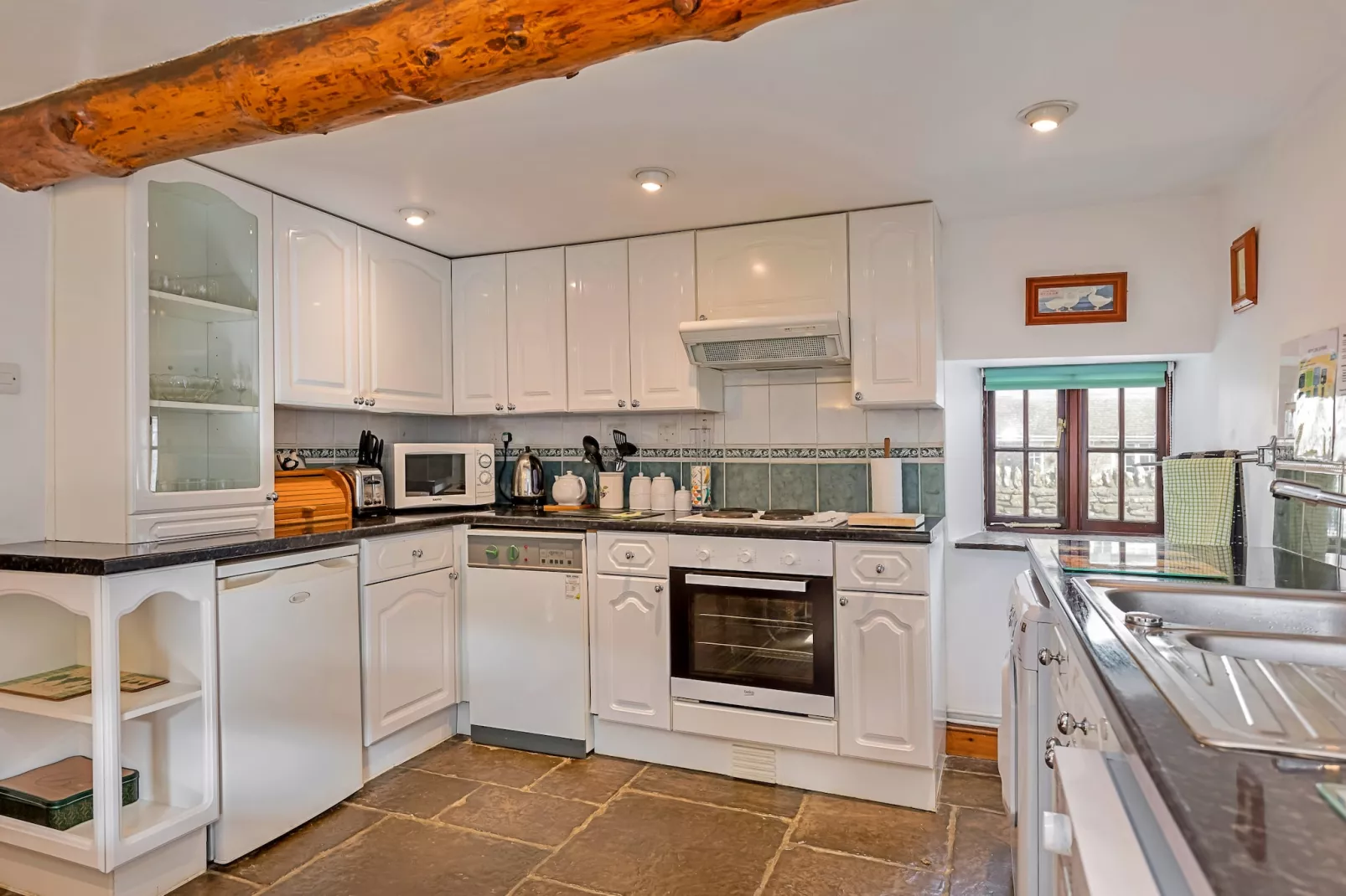 Fives Court Cottage-Kitchen