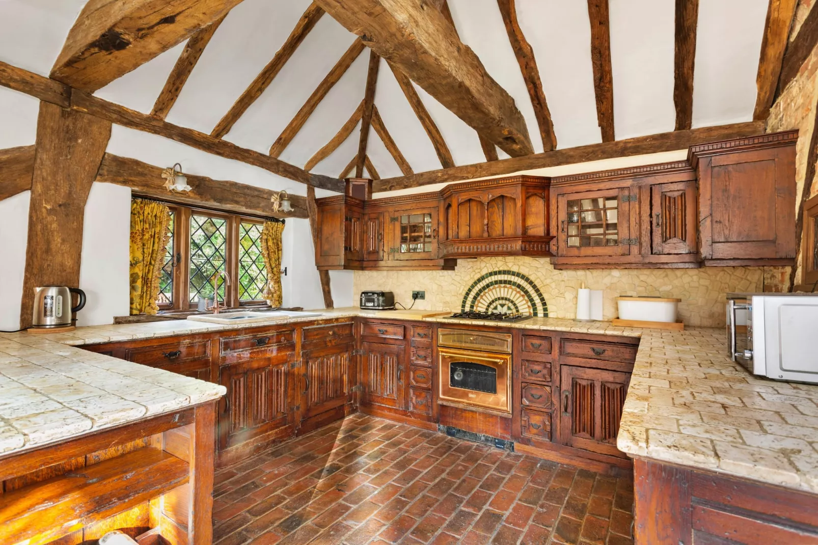 Sandhill Cottage with Hot Tub-Kitchen