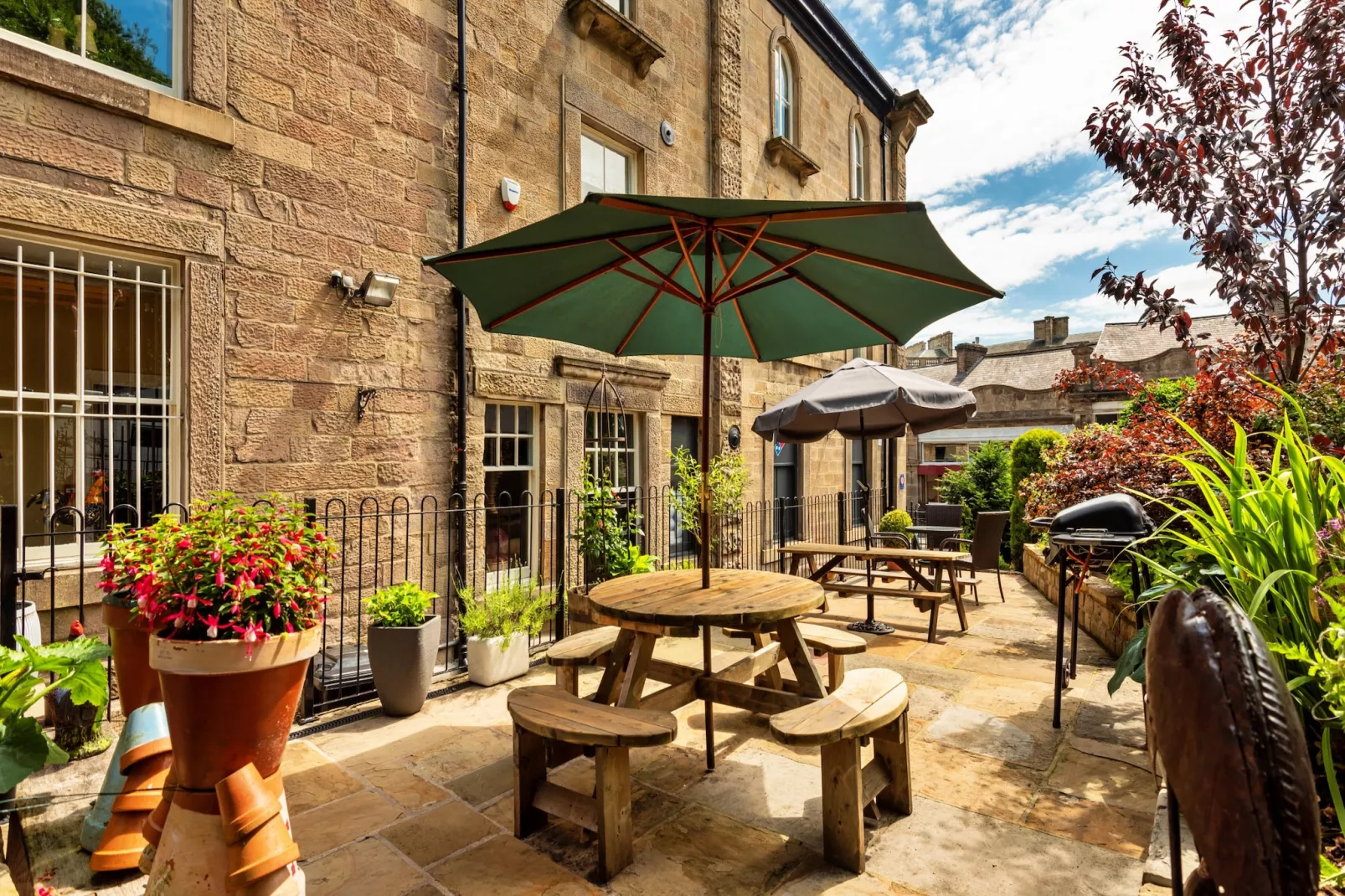 The Old Post Office Apartment 1-Terrace