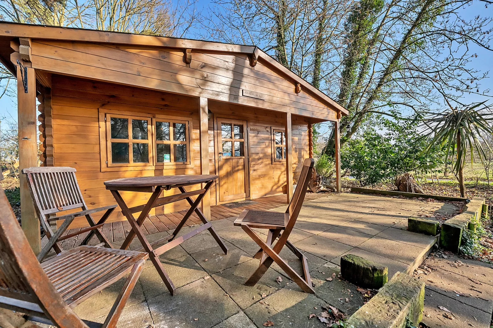 Woodland Lodge-Outdoor
