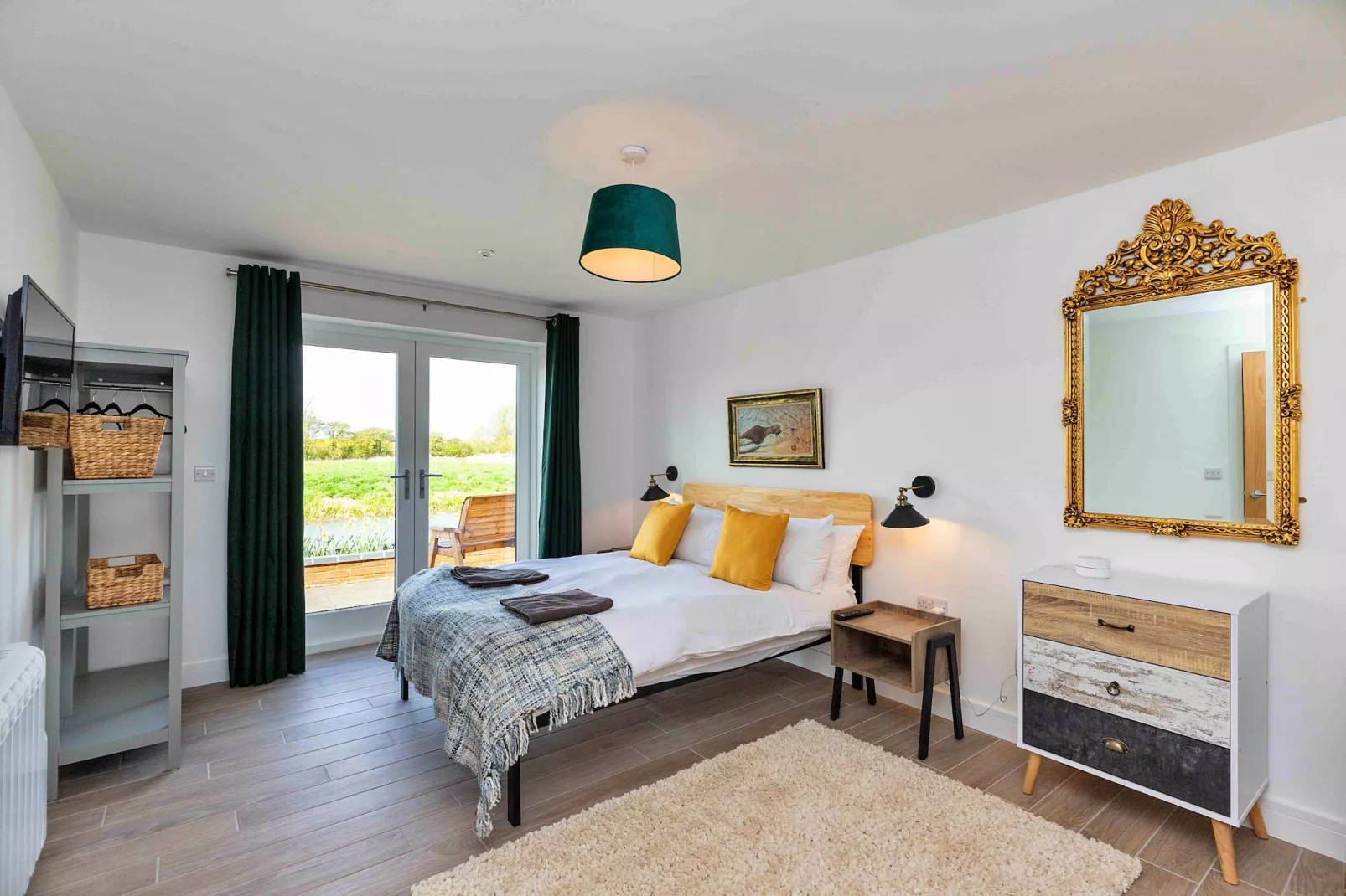 The Holt-Bedroom