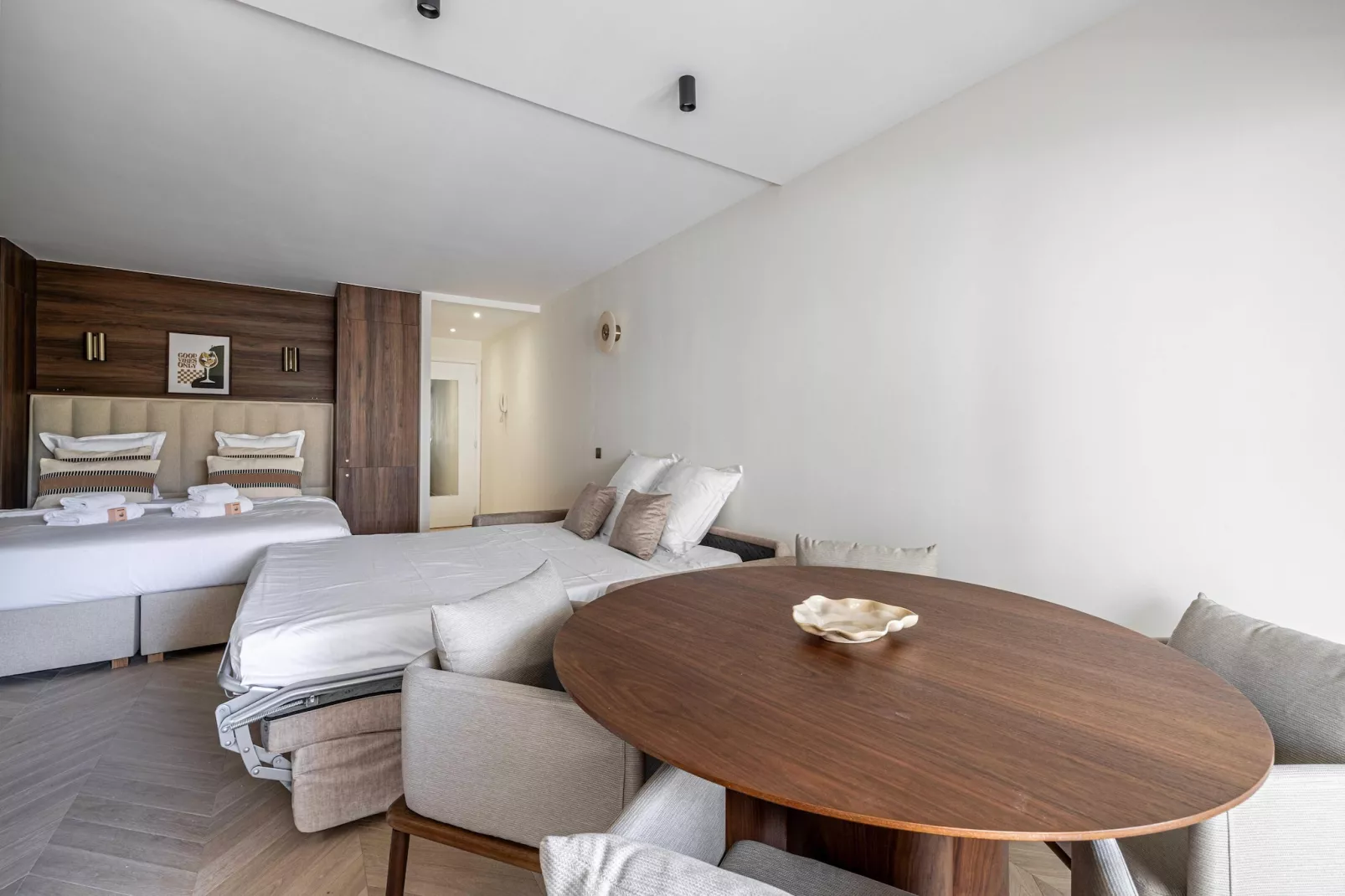 JB-9-LERINS-Esszimmer