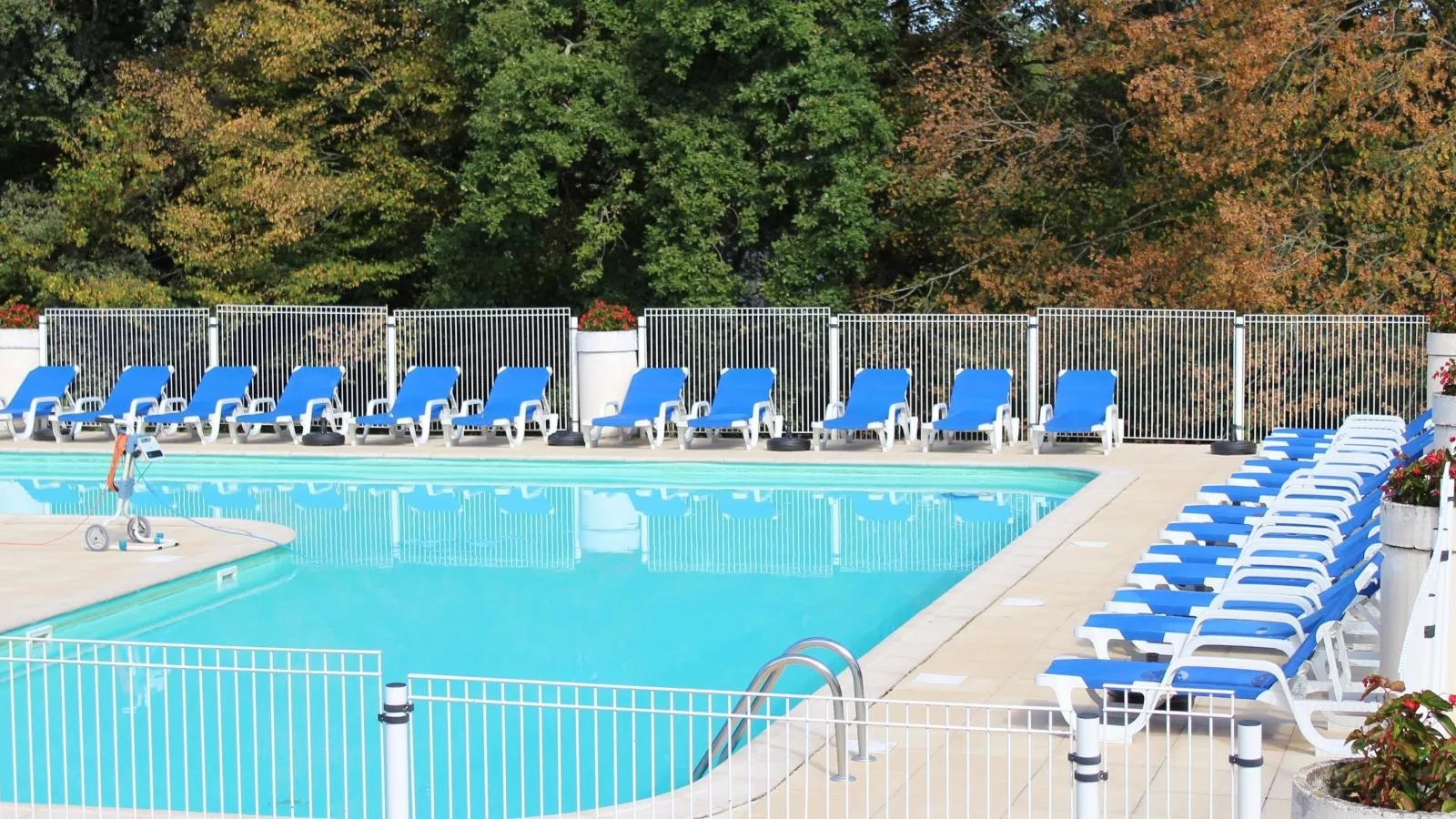 Lac Bleu nr 17-Pool