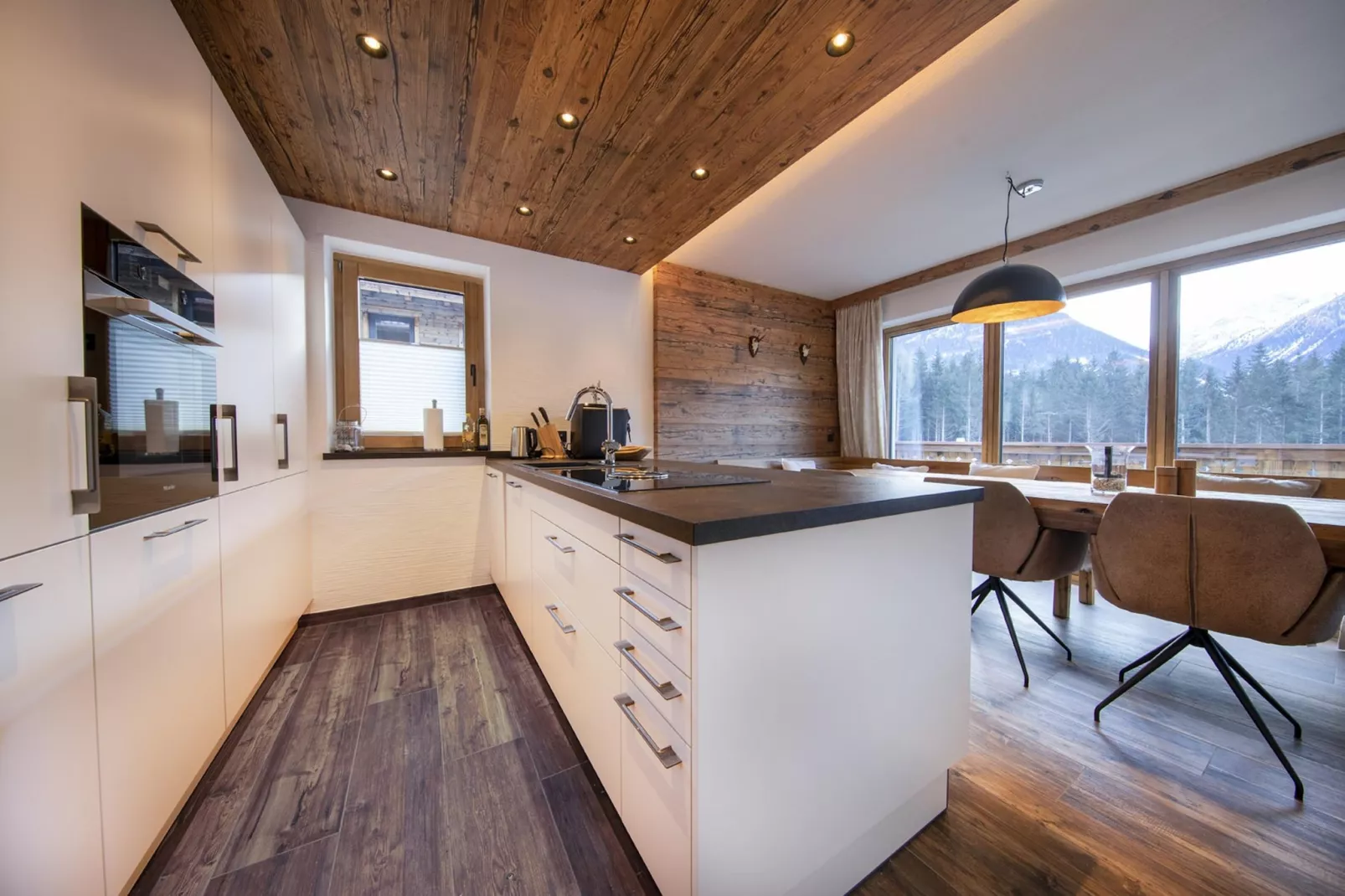 Nationalpark Chalet Grossschober-Kitchen