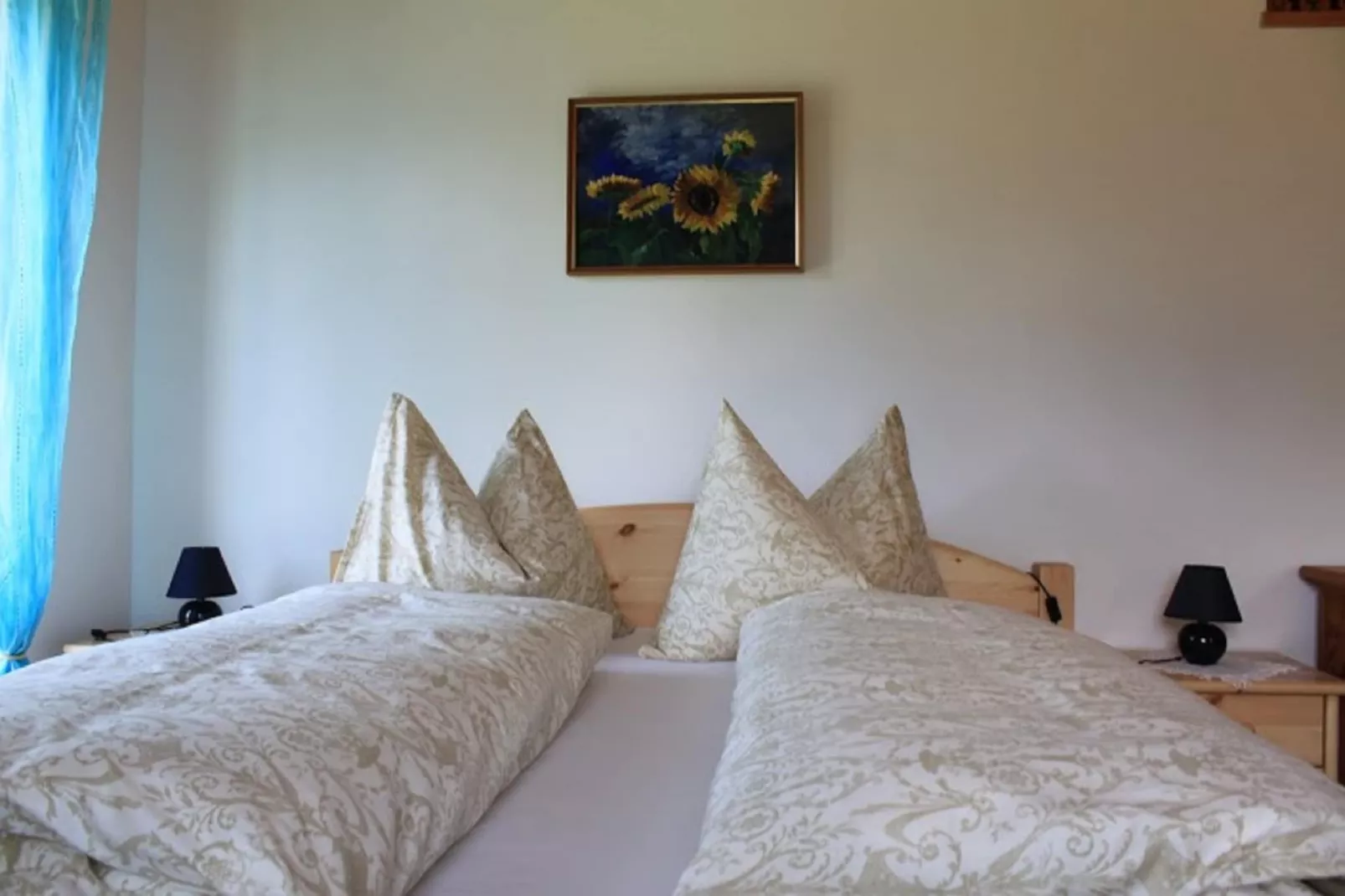 House Dual2 4apartments 5adult-Chambre