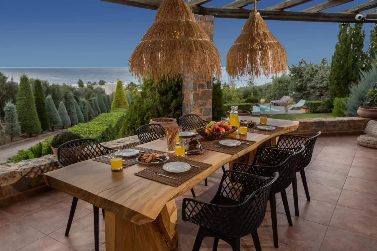 Golden Crest Villa-Terrace balcony