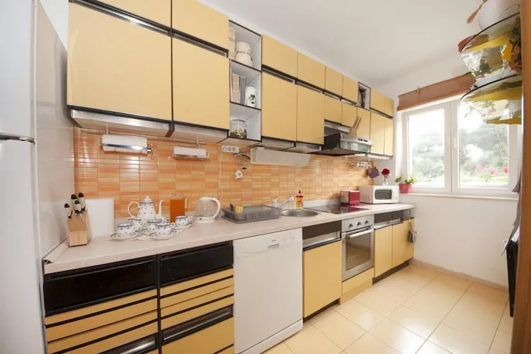 Apartments Kalajzic- One-Bedroom Apartment with Terrace (ST)-Cuisine