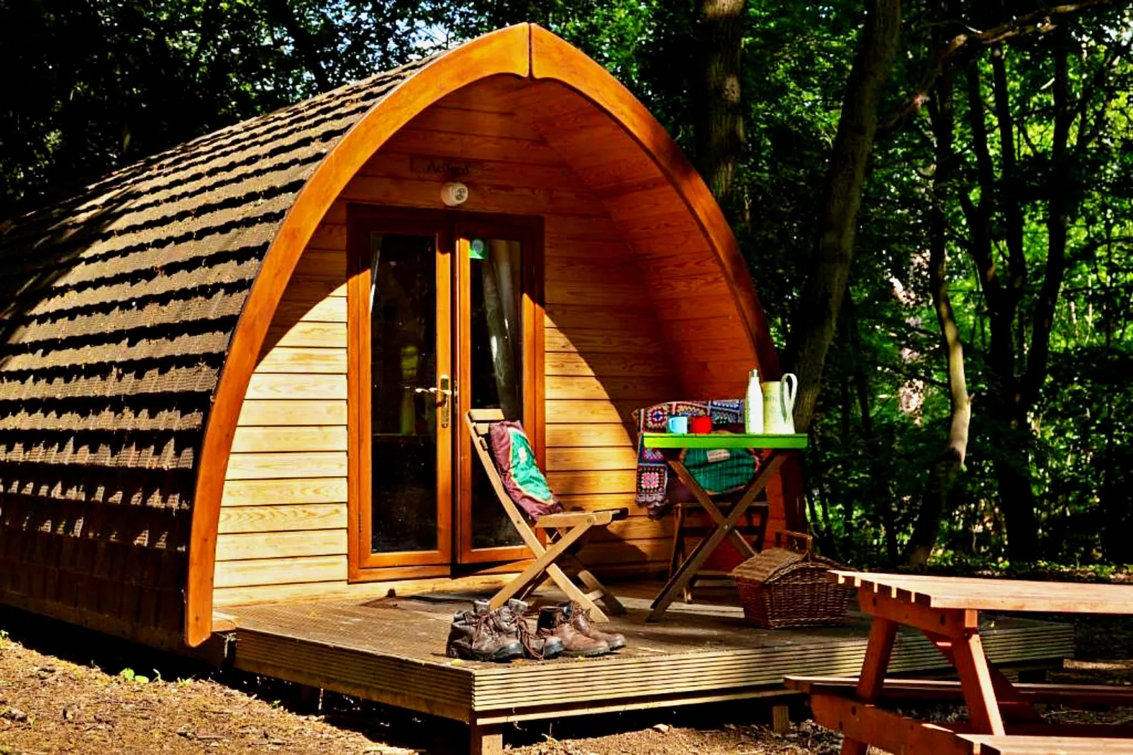 Eadmund Pod-Outdoor