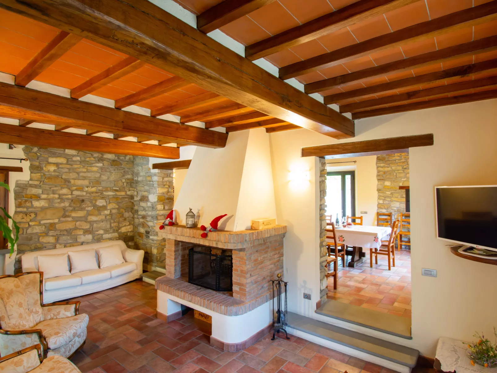 La Ginepraia-Inside
