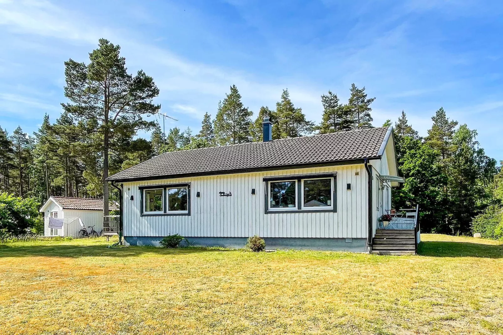 5 person holiday home in 38472-Outdoor