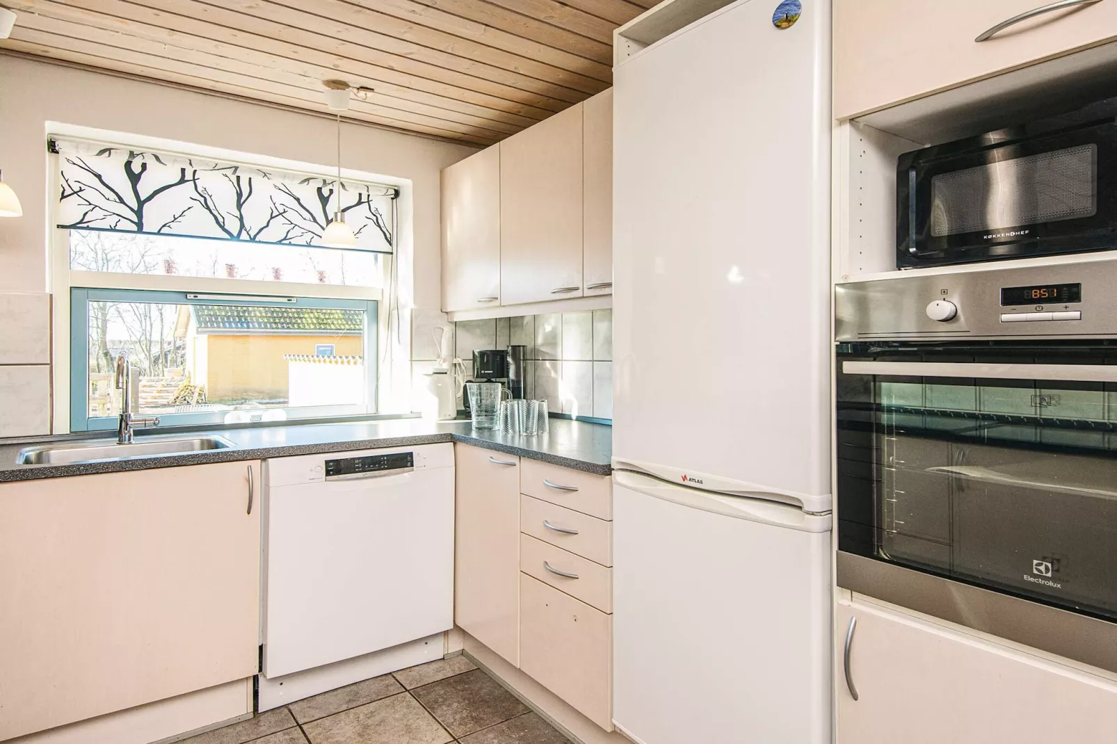 12 person holiday home in Hojslev-By Traum-Indoor
