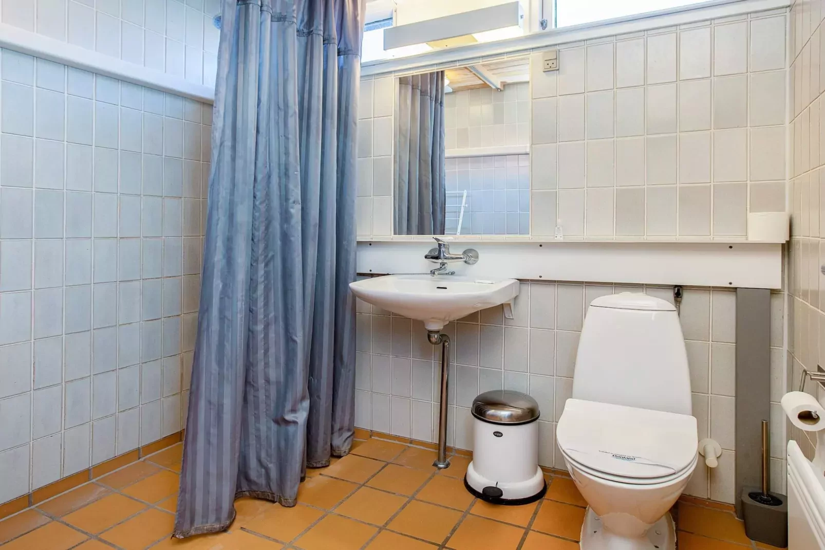 3 room-Indoor