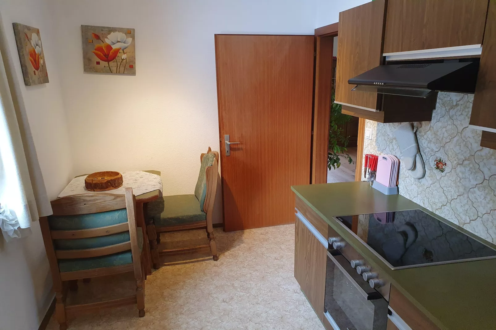 Haus Ella-Kitchen