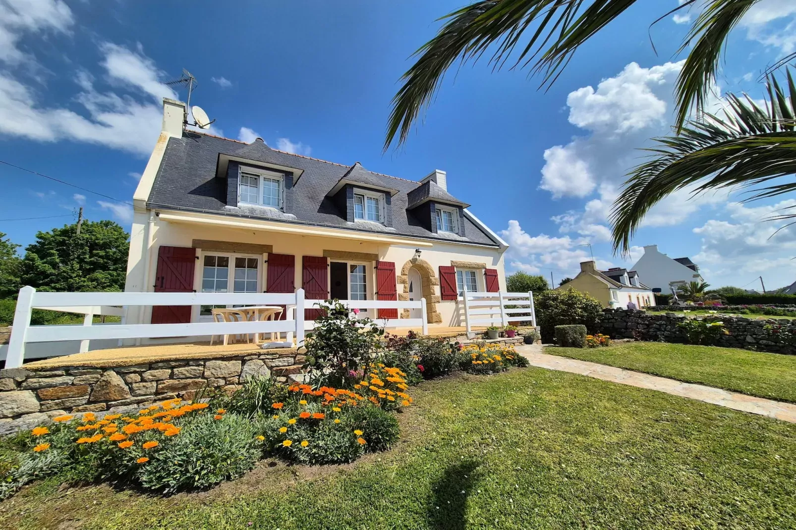 Holiday home Plouhinec-Exterior in summer