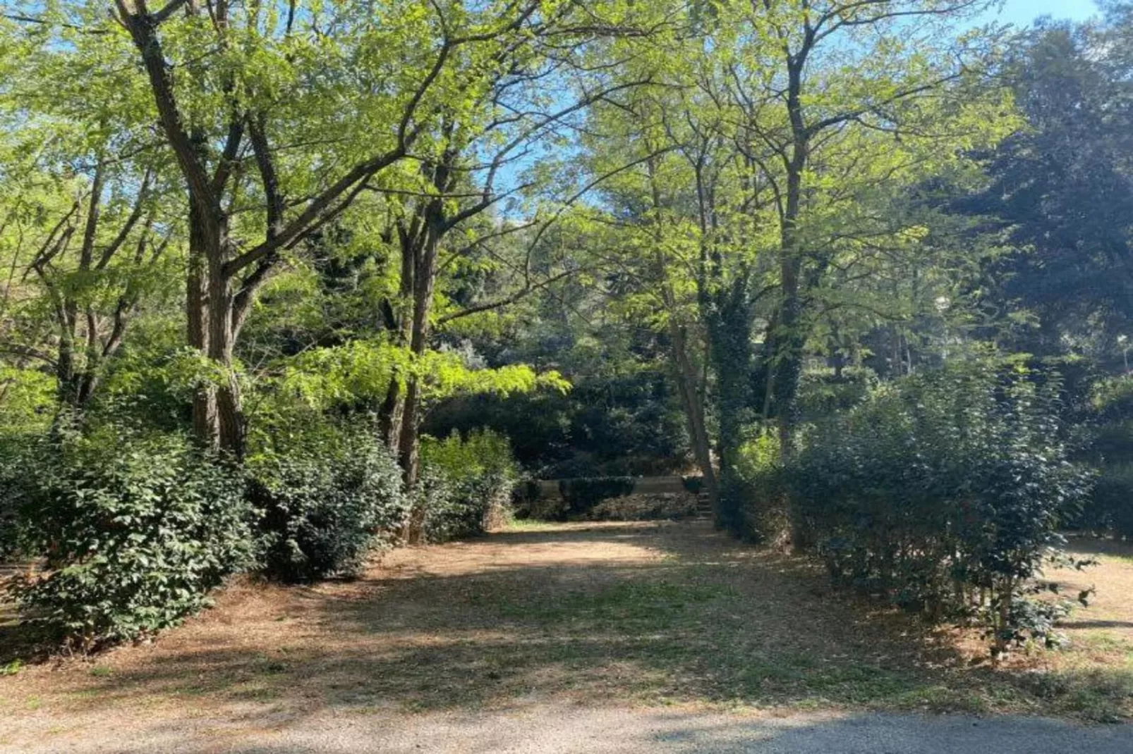 Le Clos Savornin 3-Areas summer 1km