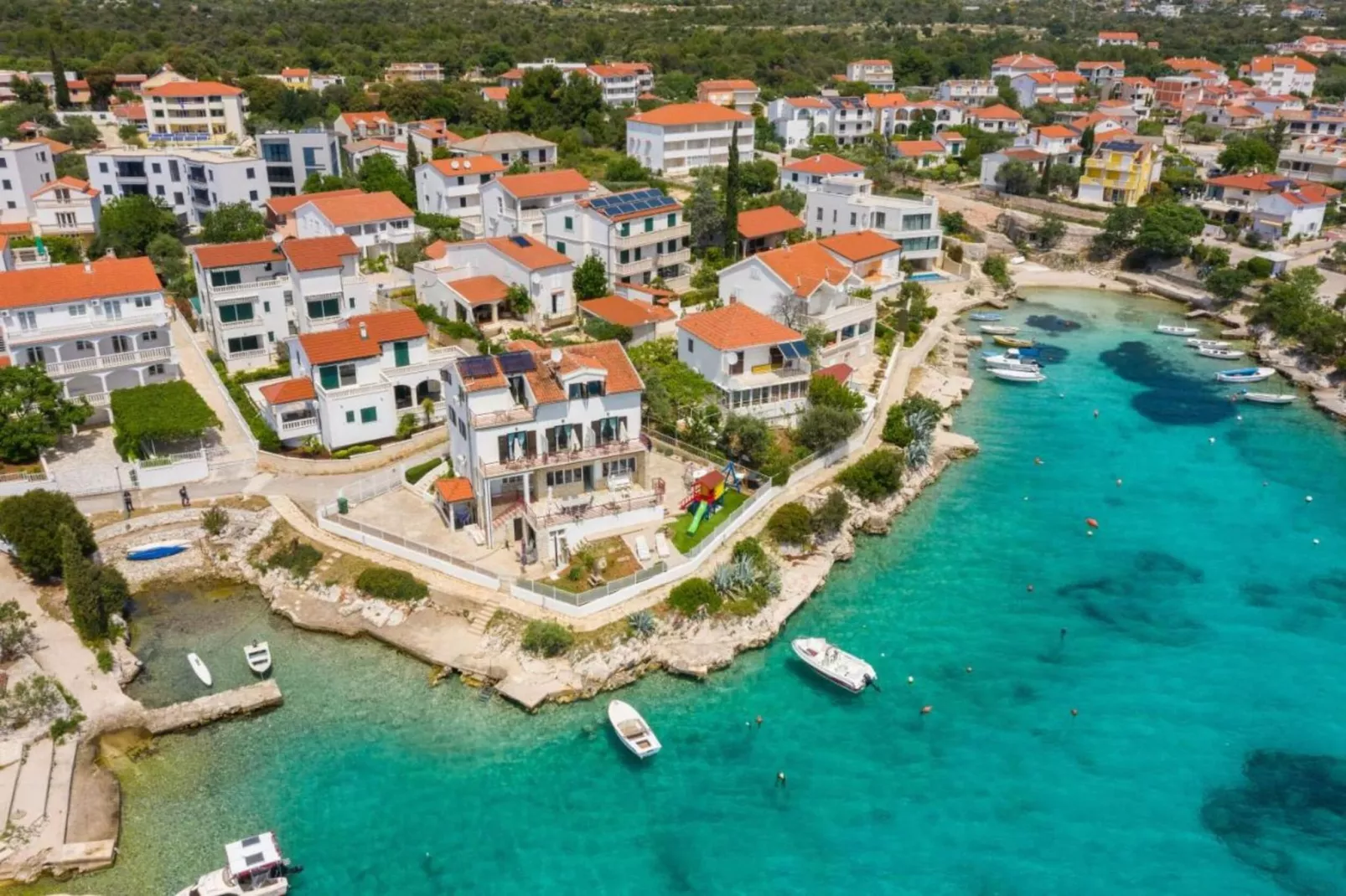 Sea front vacation home-Areas summer 5km