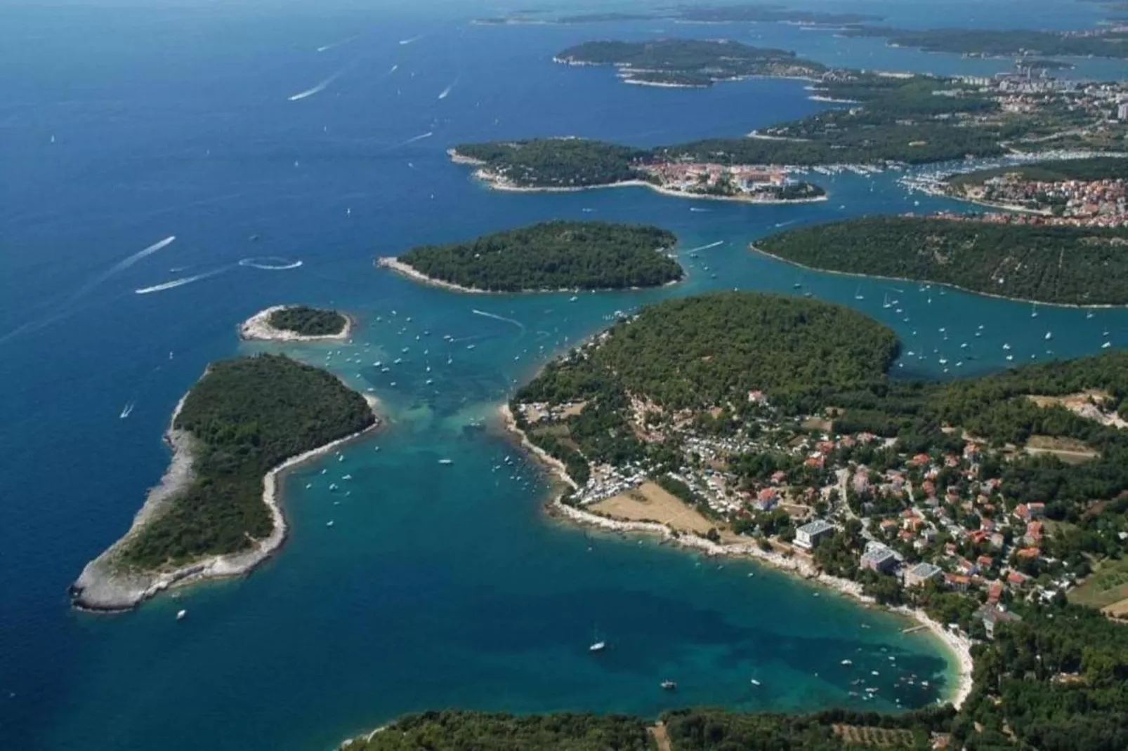 Apartman 1  4pax-Areas summer 20km