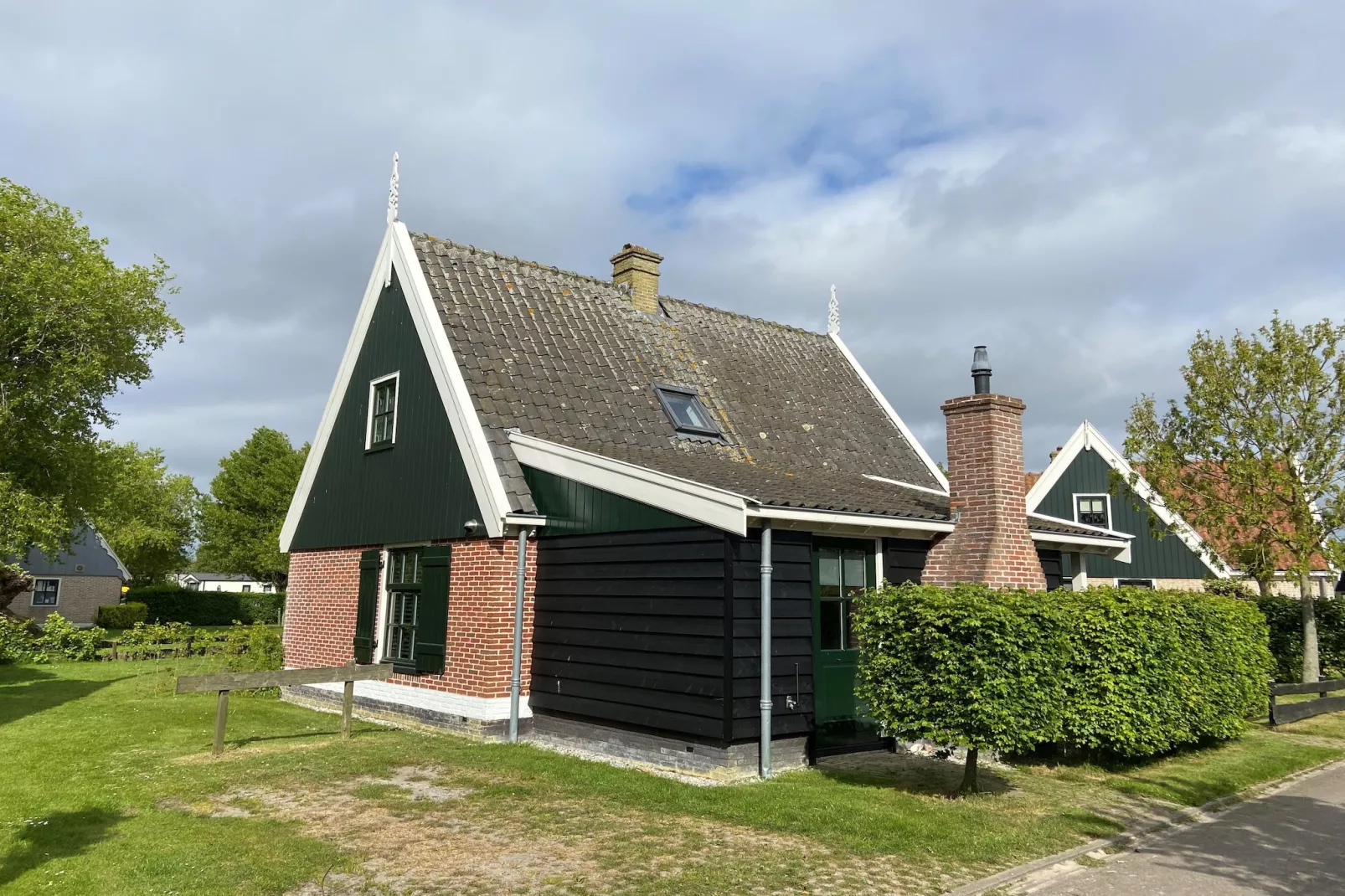 Recreatiepark Wiringherlant - Villa 14-Extérieur été