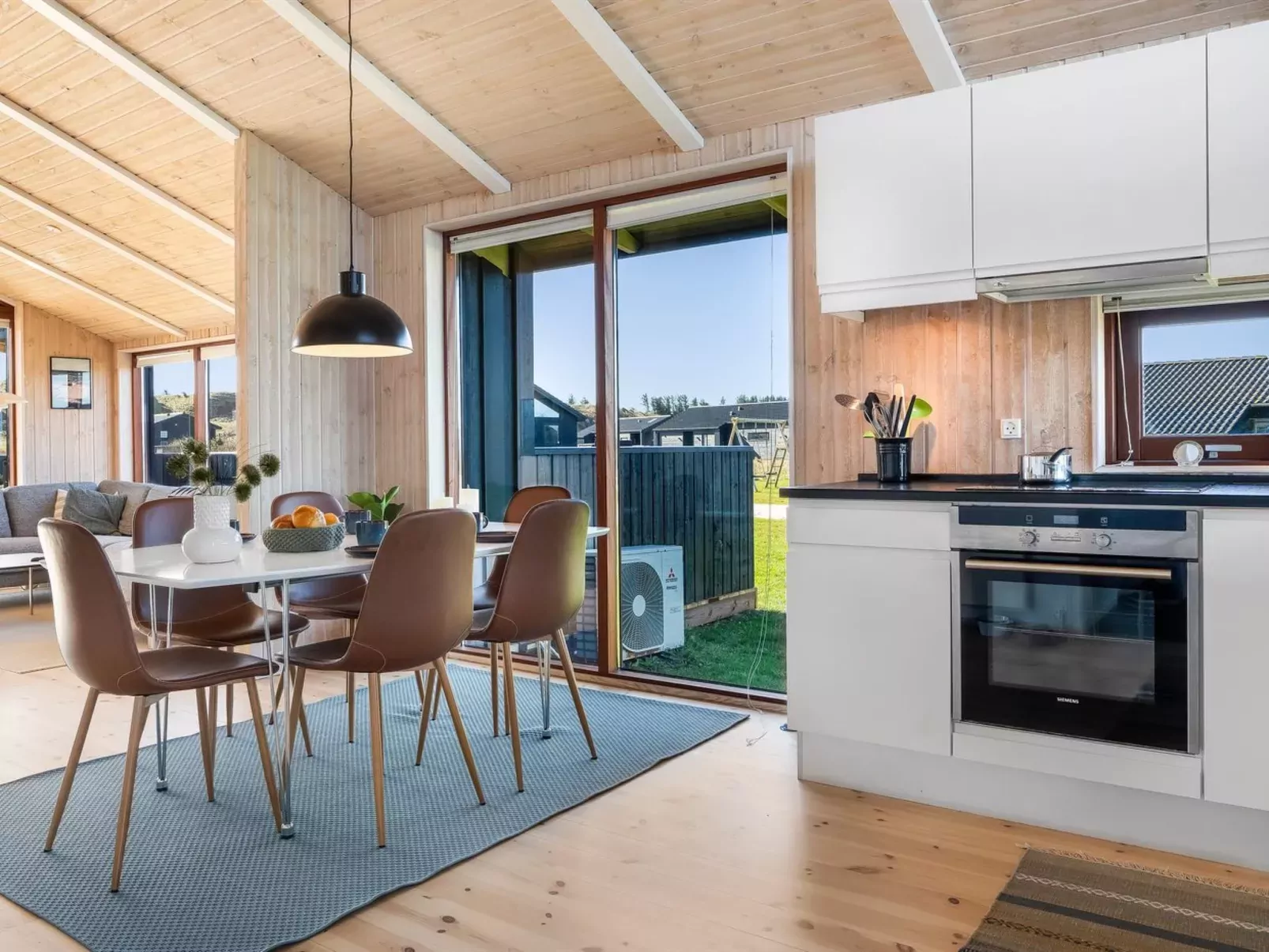 "Marrit" - 600m from the sea-Inside