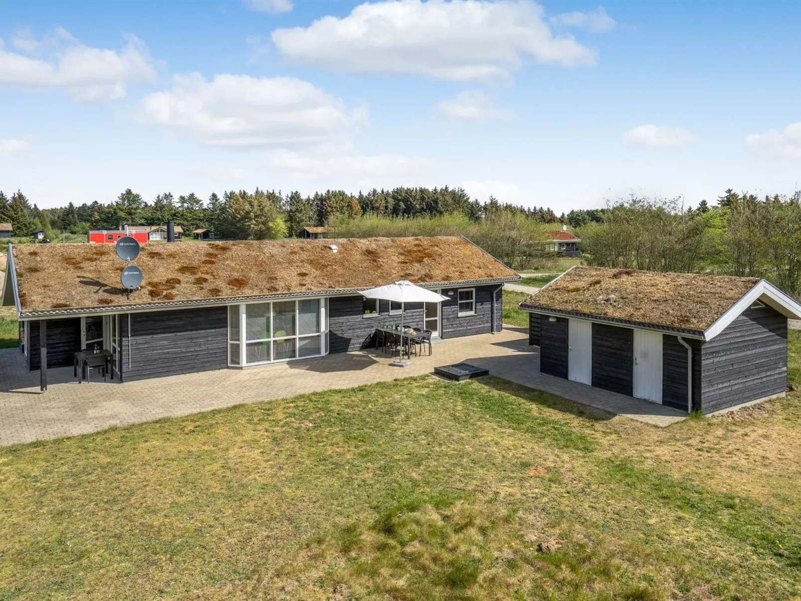 "Frerich" - 1.5km from the sea-Outside