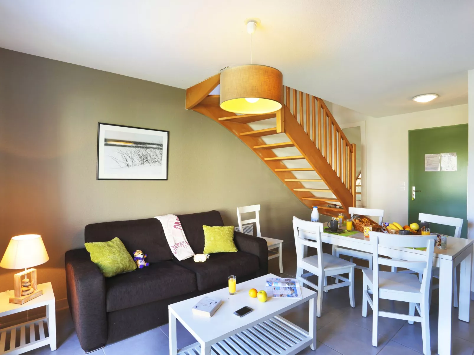 Le Domaine des Mauriers-Inside